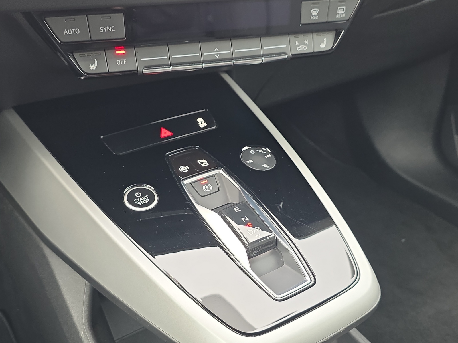 AUDI Q4 e-tron 35-image-9