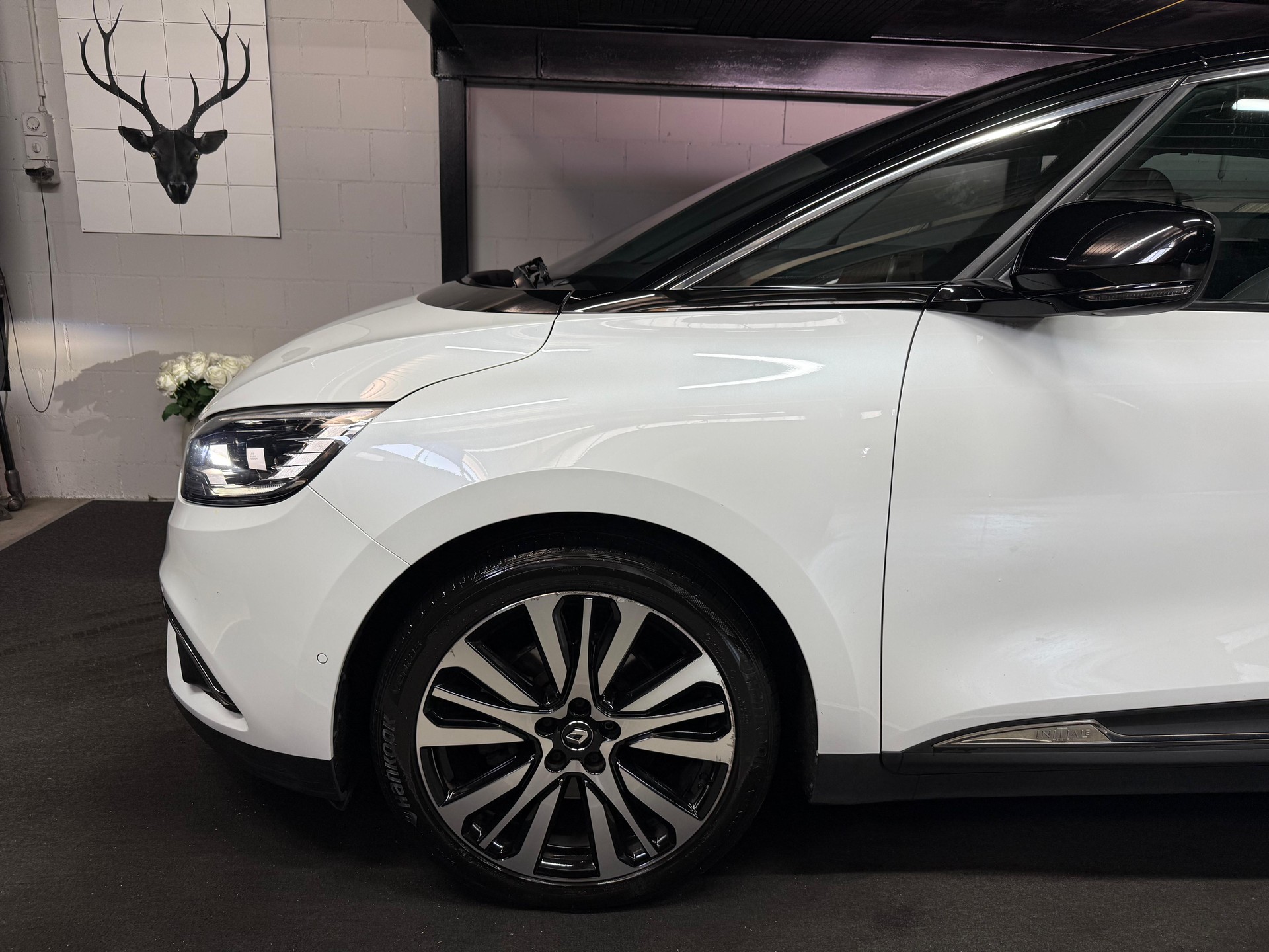 RENAULT Scénic 1.3 16V Turbo Initiale Paris EDC-image-6