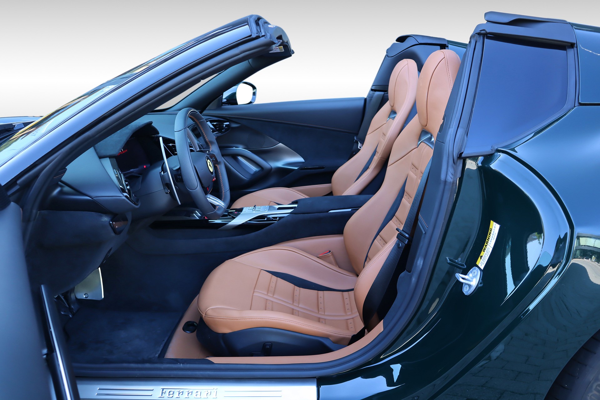 FERRARI 12 Cilindri Spider-image-11
