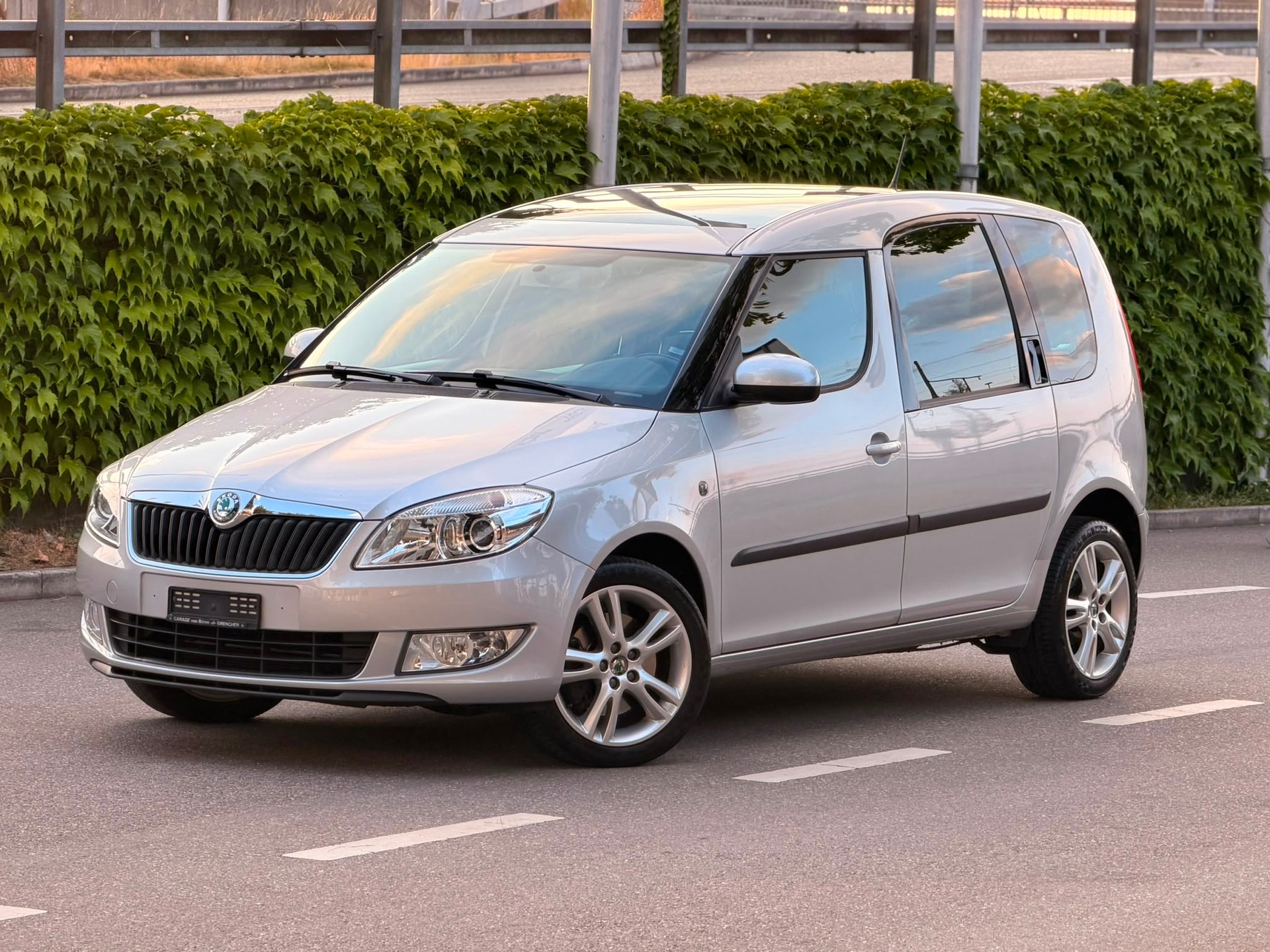 SKODA Roomster 1.2 TSI Elegance DSG-image-0
