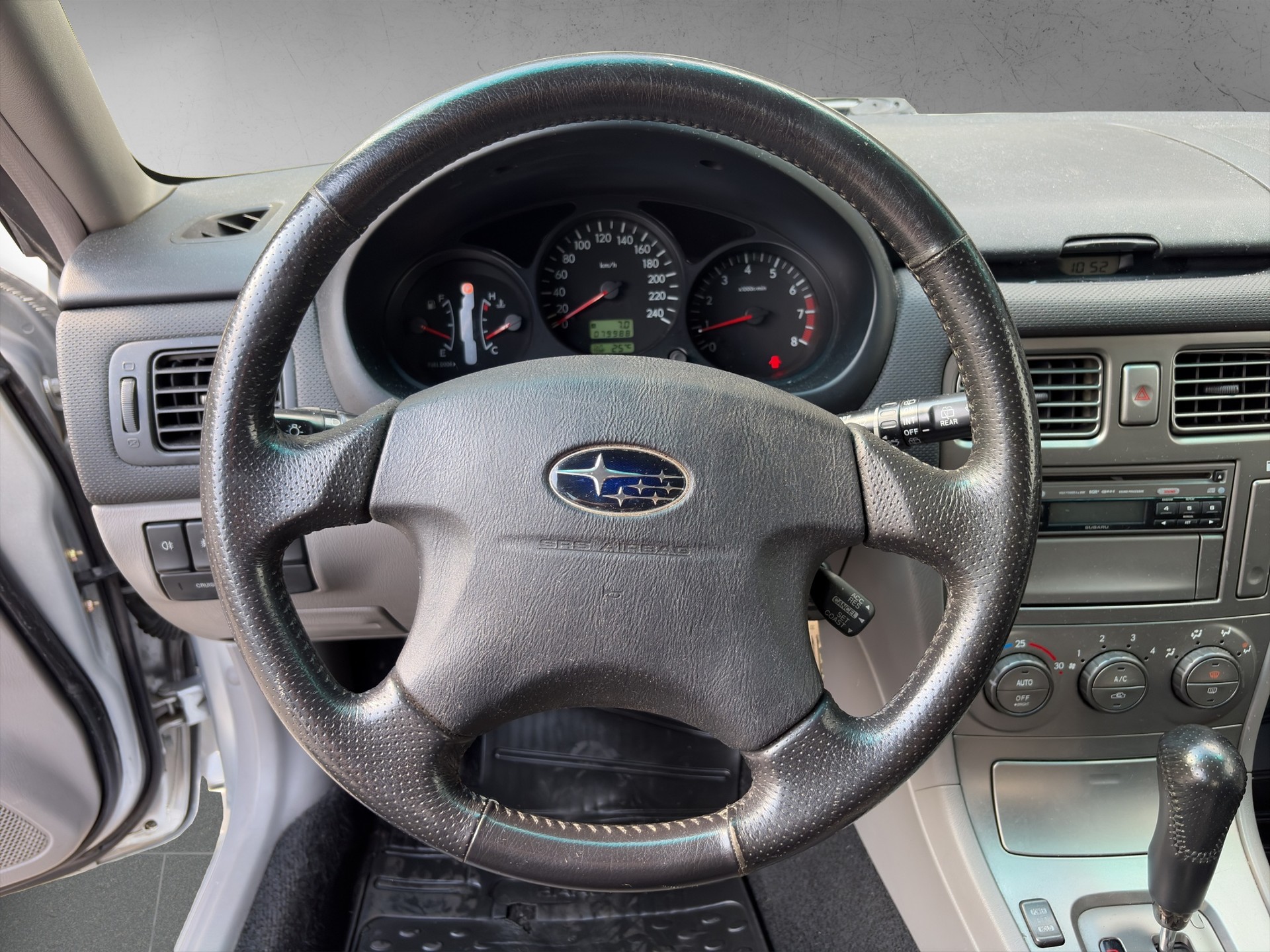 SUBARU Forester 2.0XT Automatic-image-9