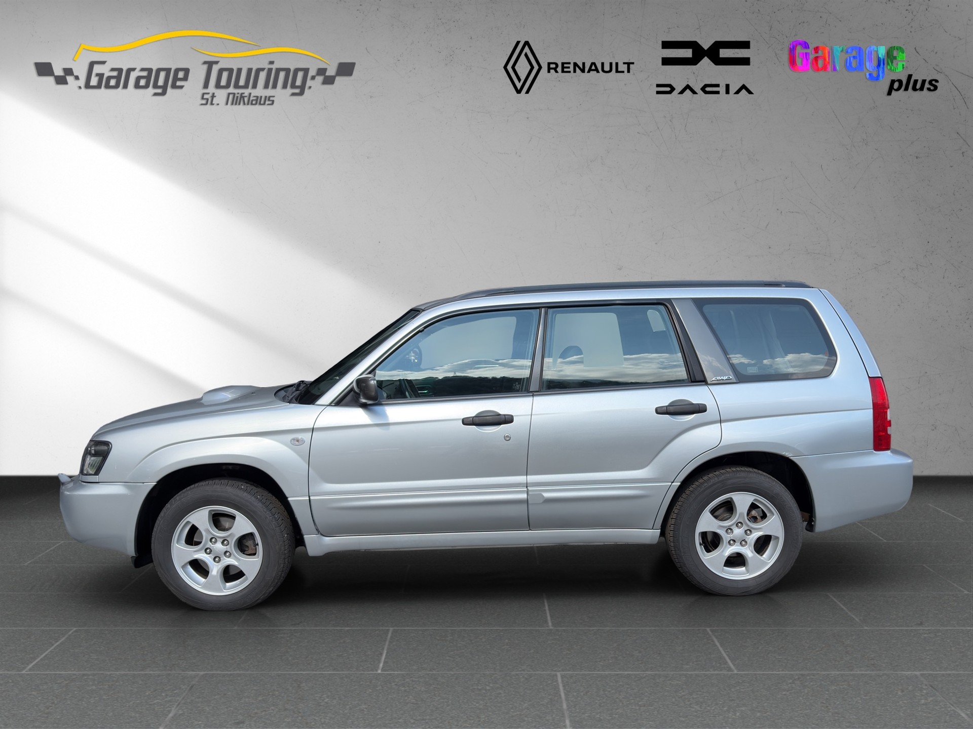 SUBARU Forester 2.0XT Automatic-image-2