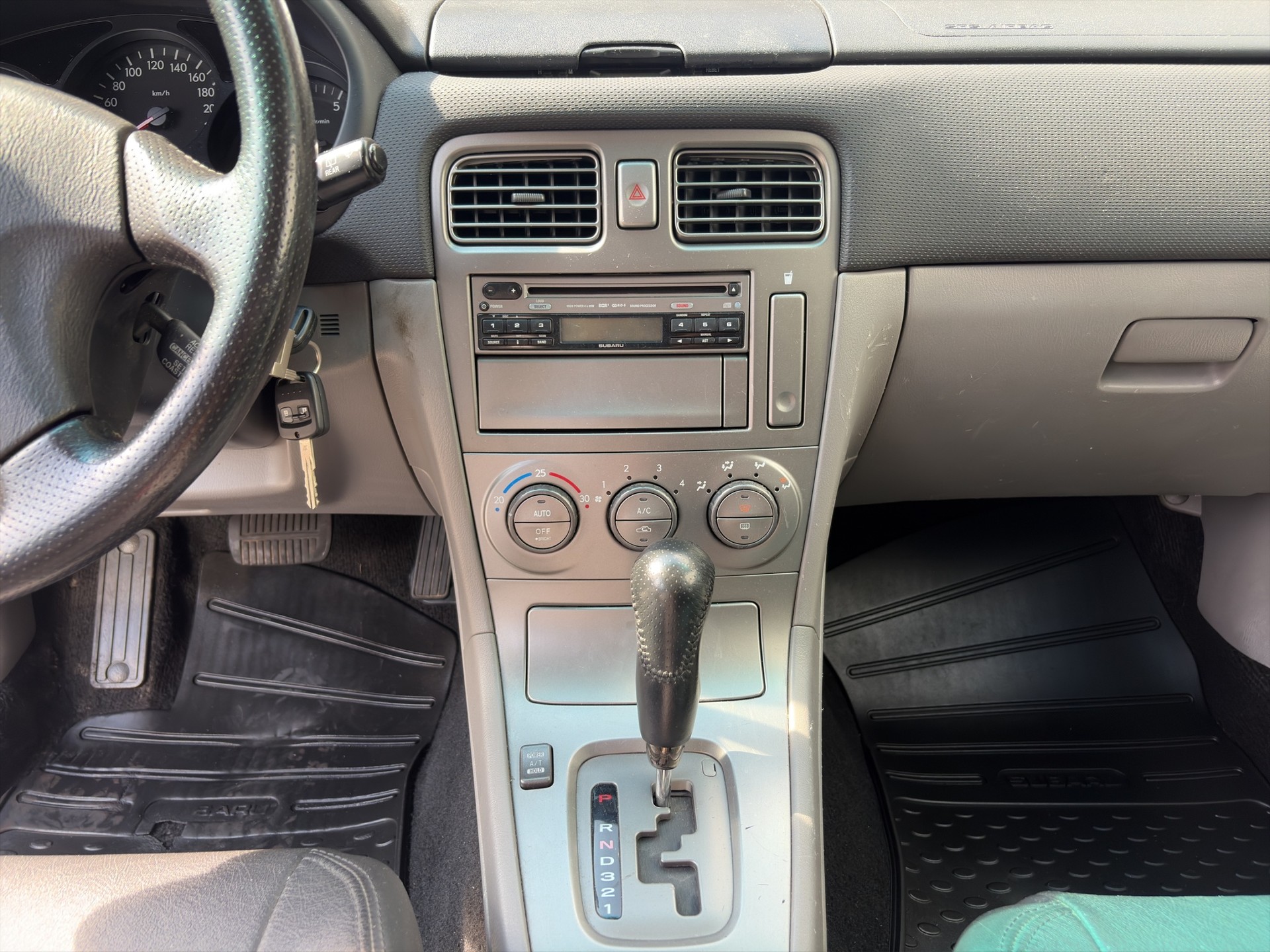 SUBARU Forester 2.0XT Automatic-image-12