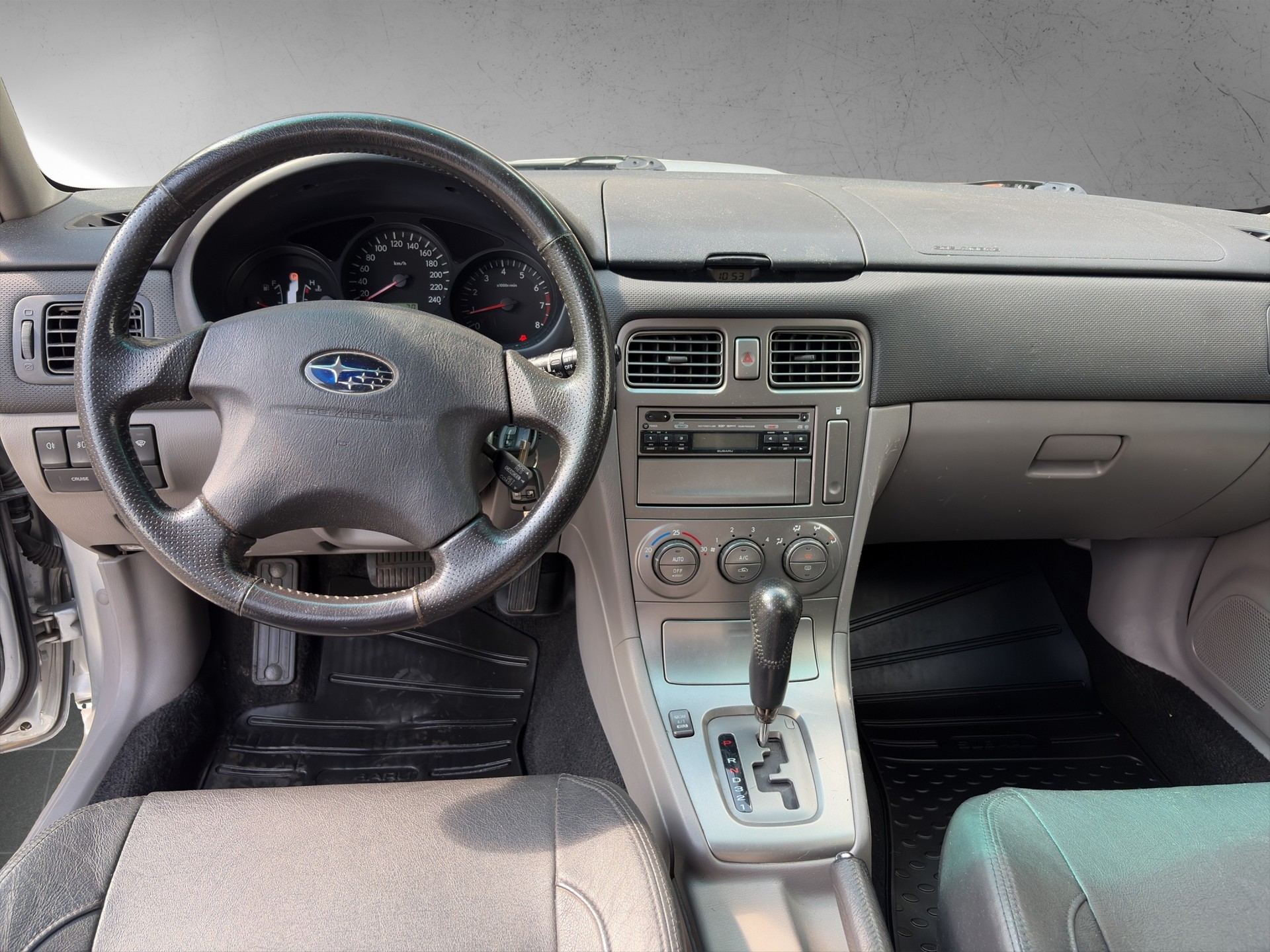 SUBARU Forester 2.0XT Automatic-image-11