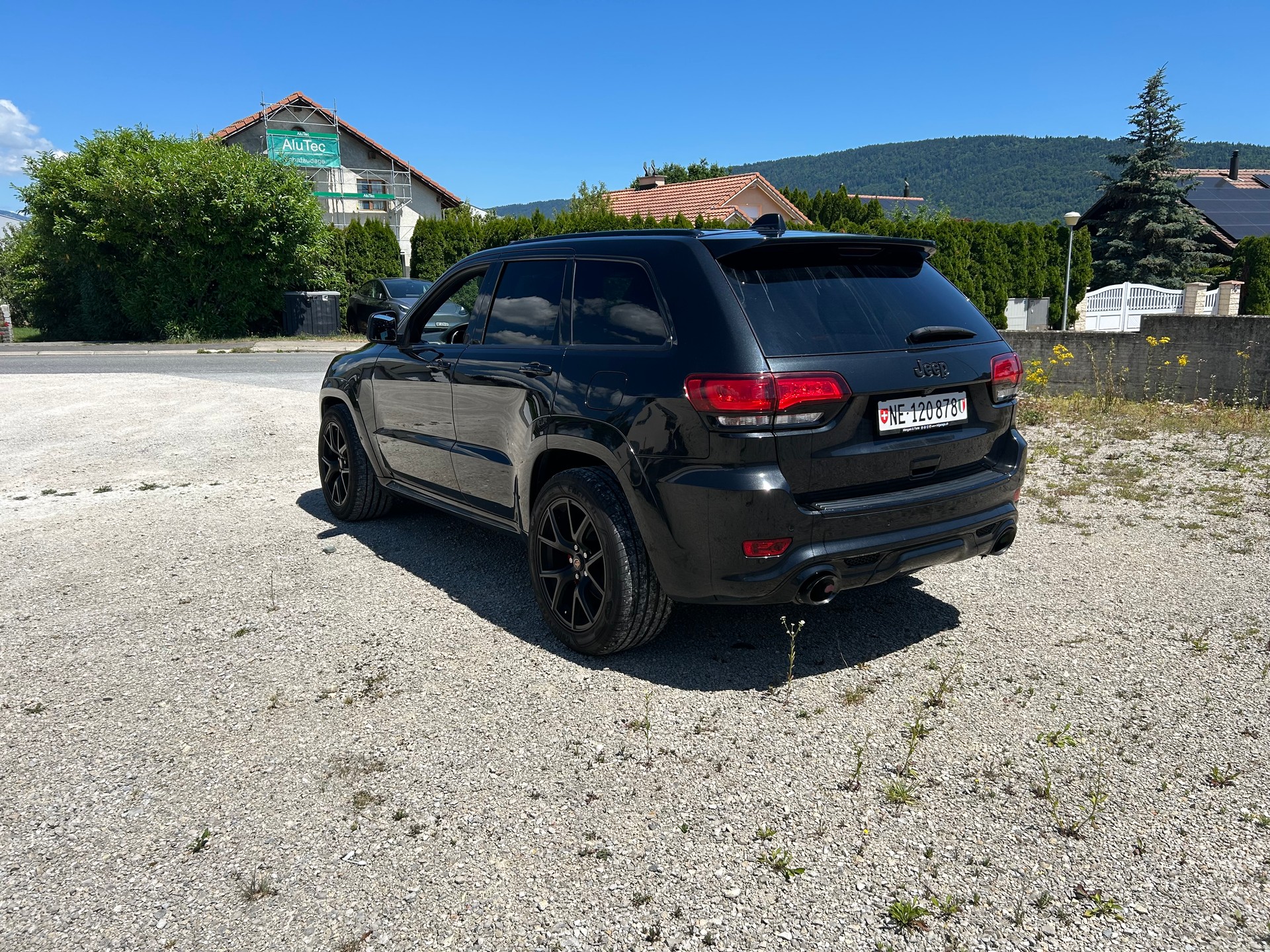 JEEP 6.4 V8 HEMI SRT8-image-2