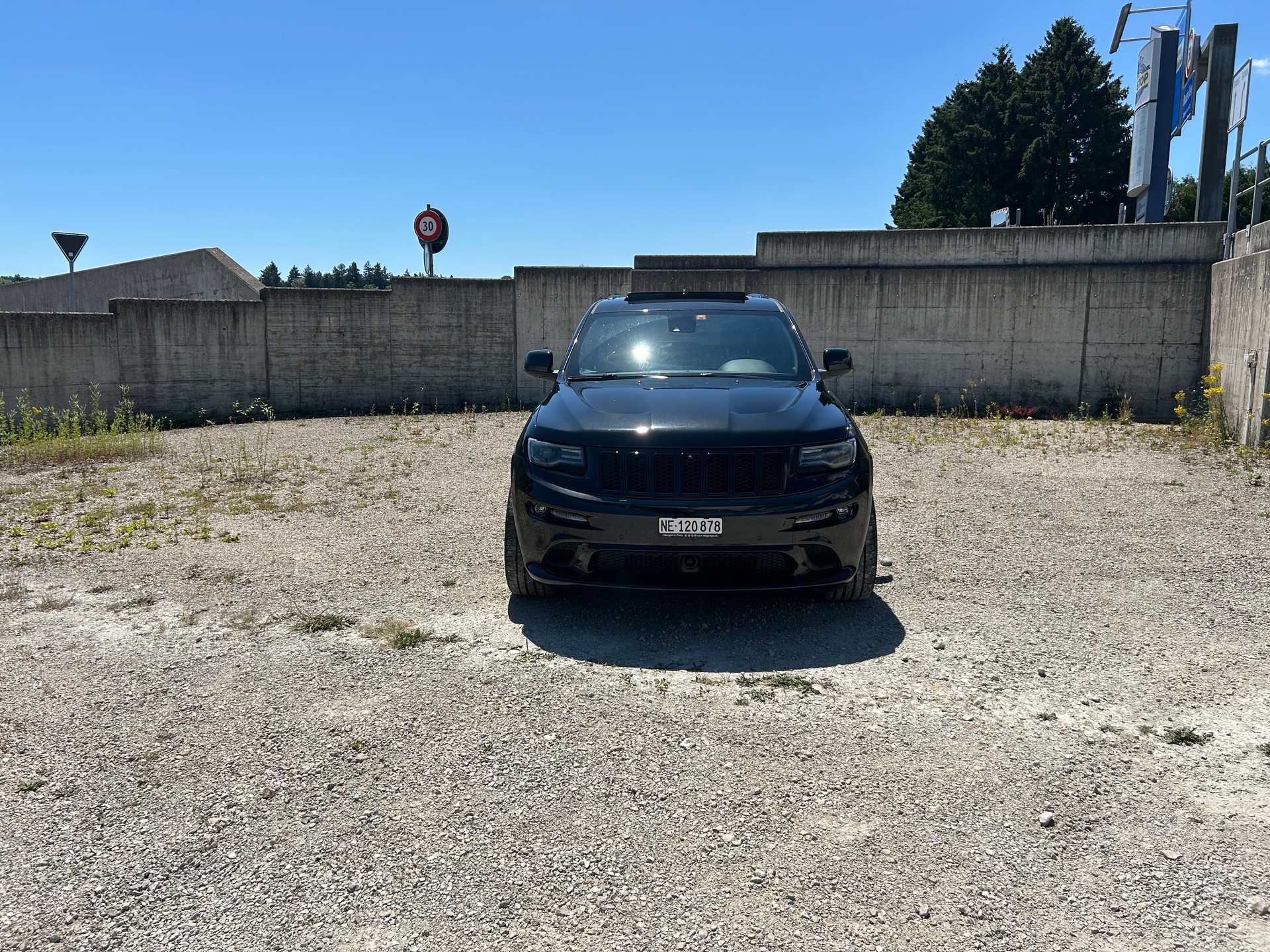 JEEP 6.4 V8 HEMI SRT8-image-1