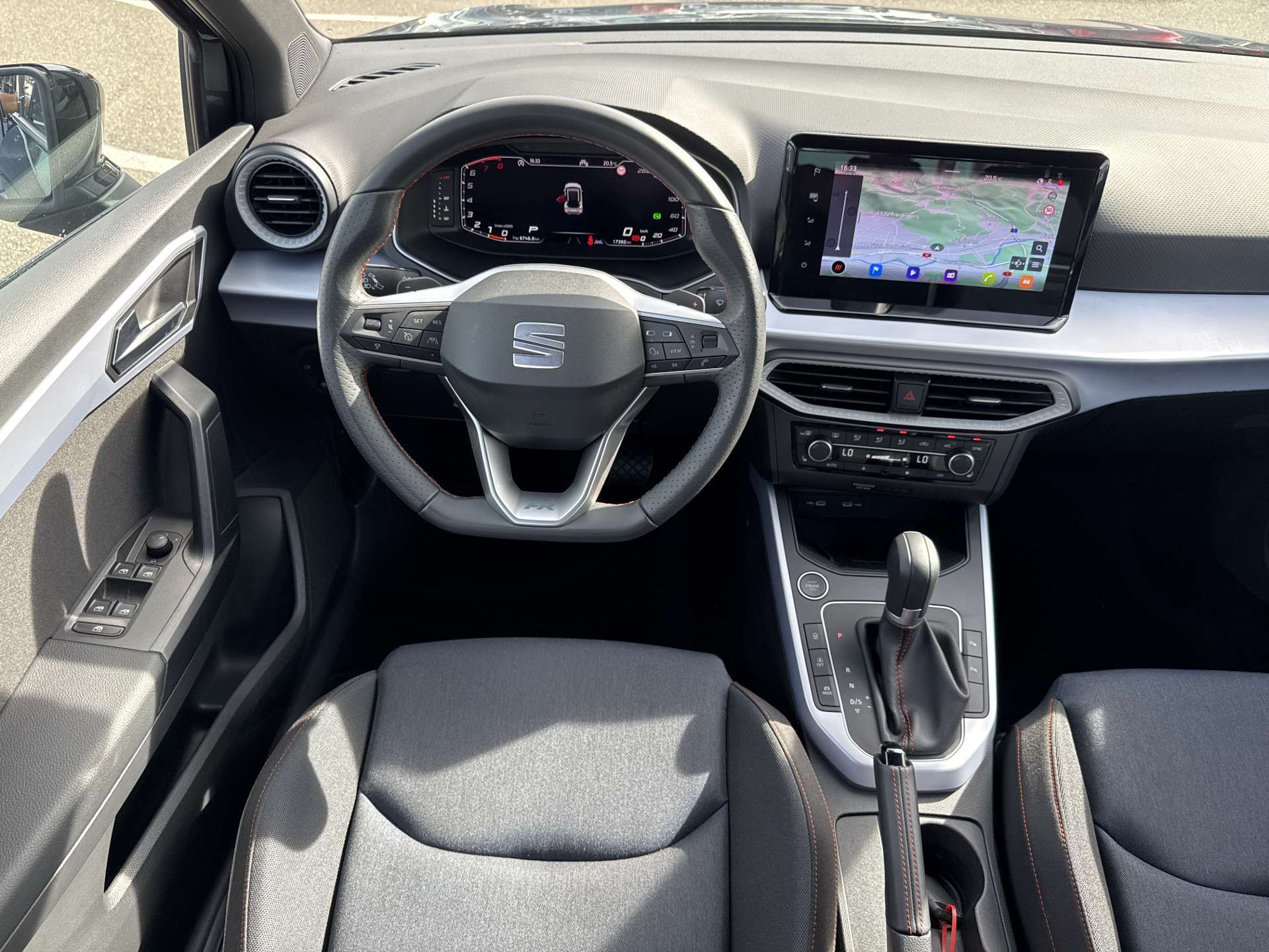 SEAT Arona 1.0 TSi Eco FR DSG-Automat-image-4