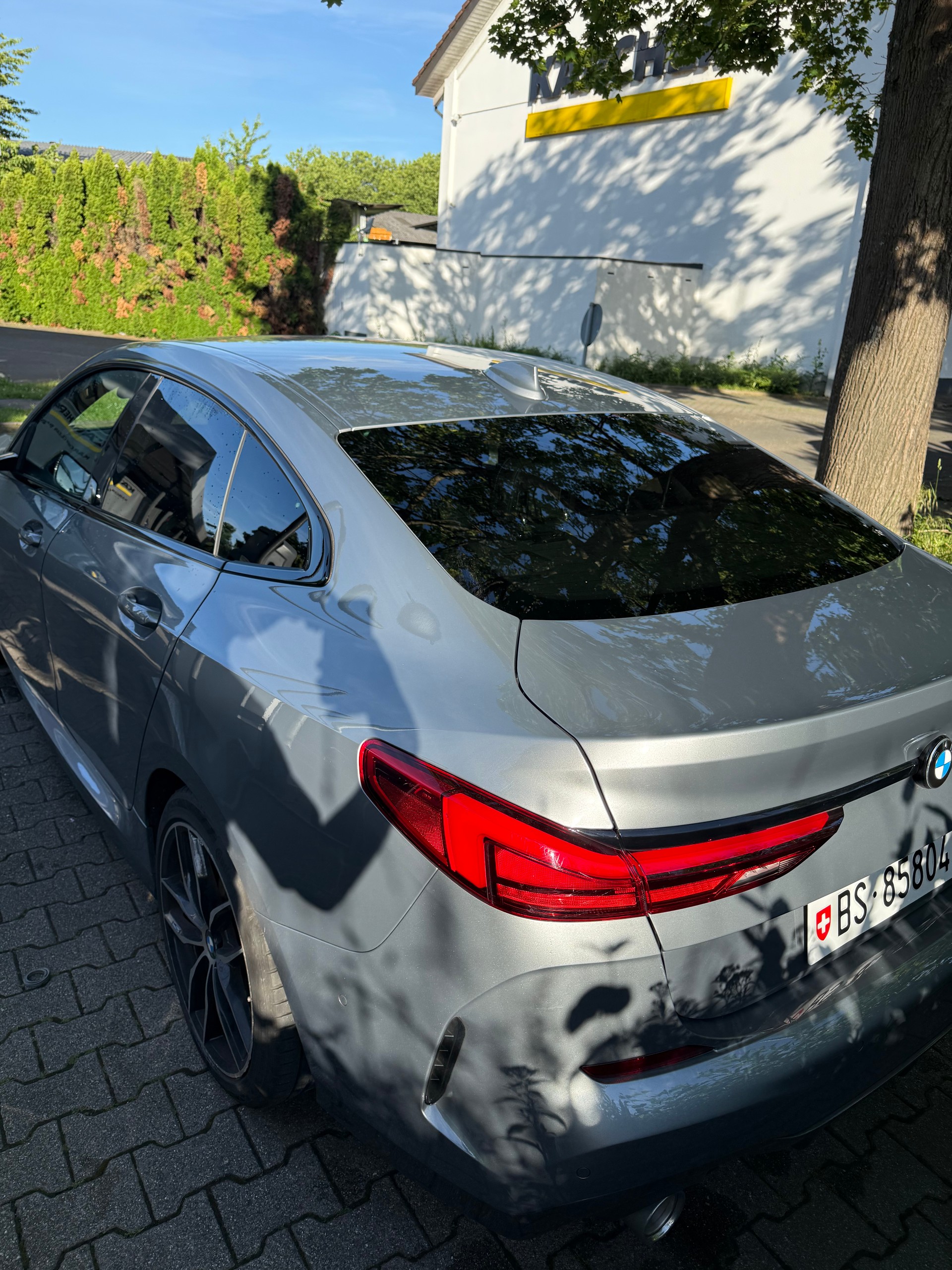 BMW Gran Coupe-image-2