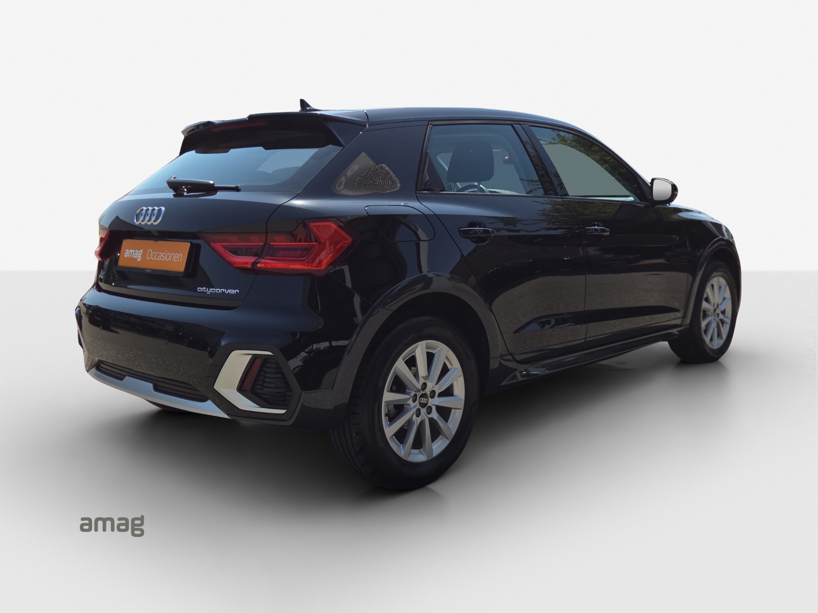 AUDI A1 allstreet 30 TFSI Attraction S-tronic-image-4