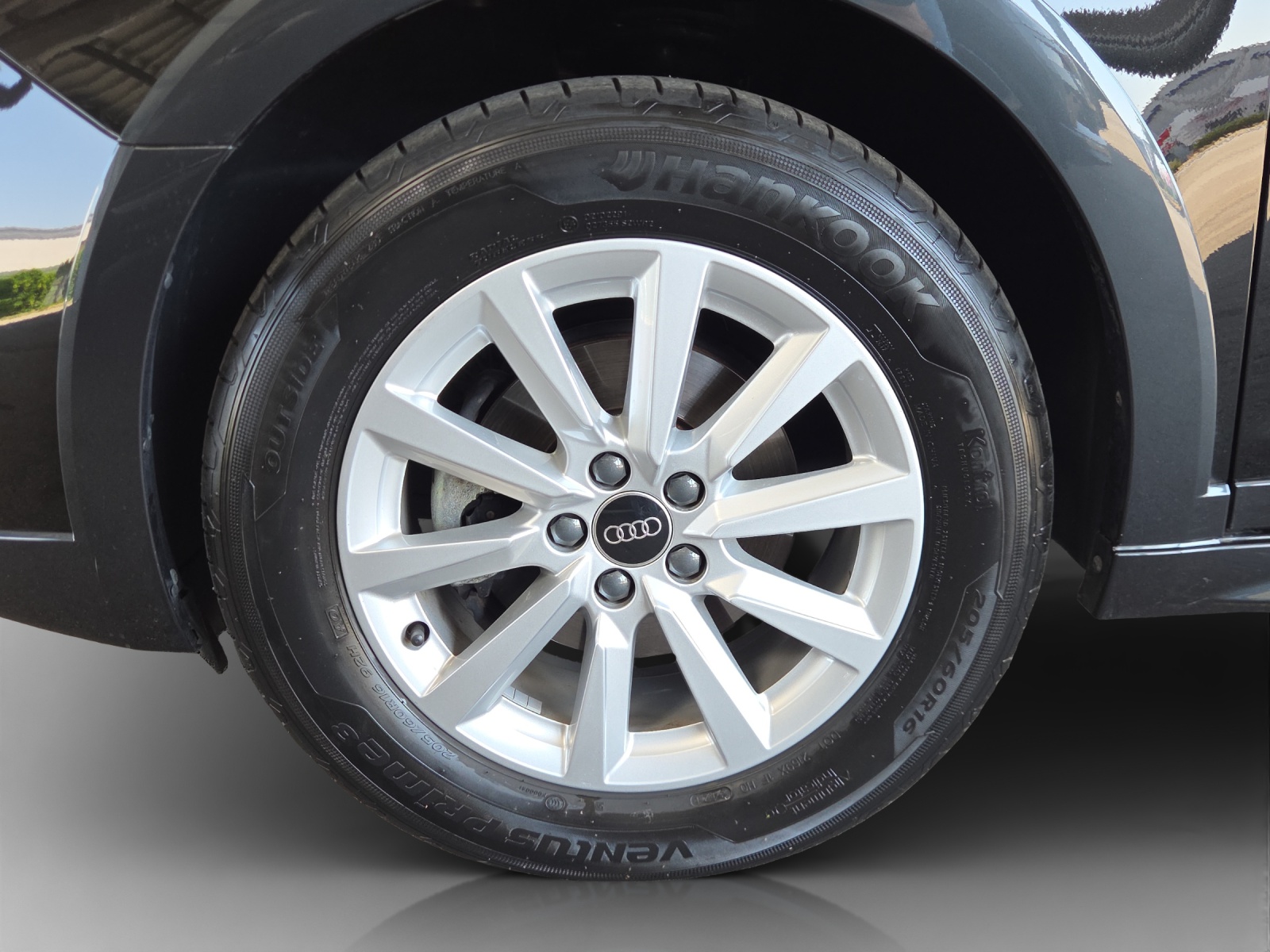 AUDI A1 allstreet 30 TFSI Attraction S-tronic-image-13