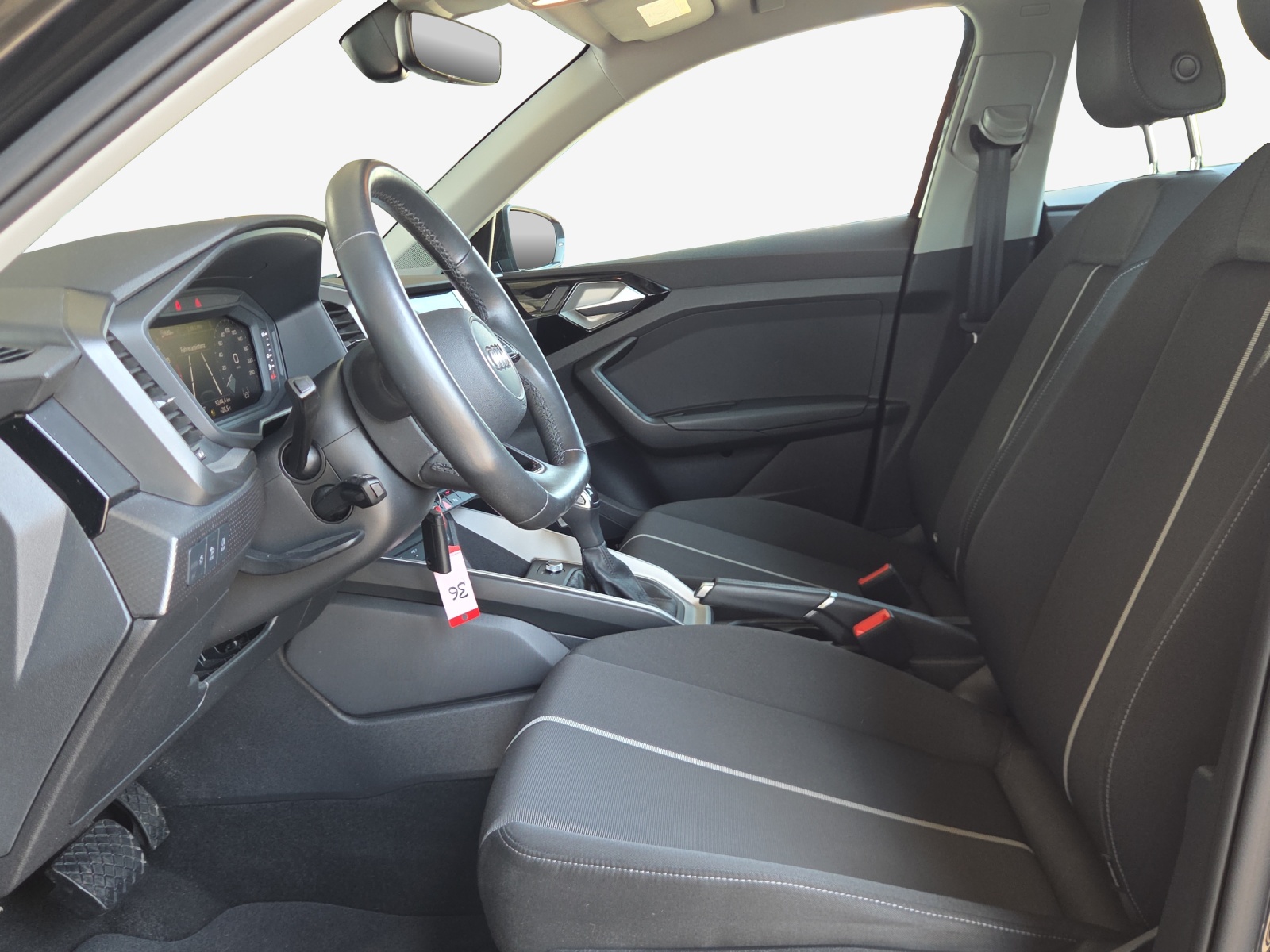 AUDI A1 allstreet 30 TFSI Attraction S-tronic-image-7