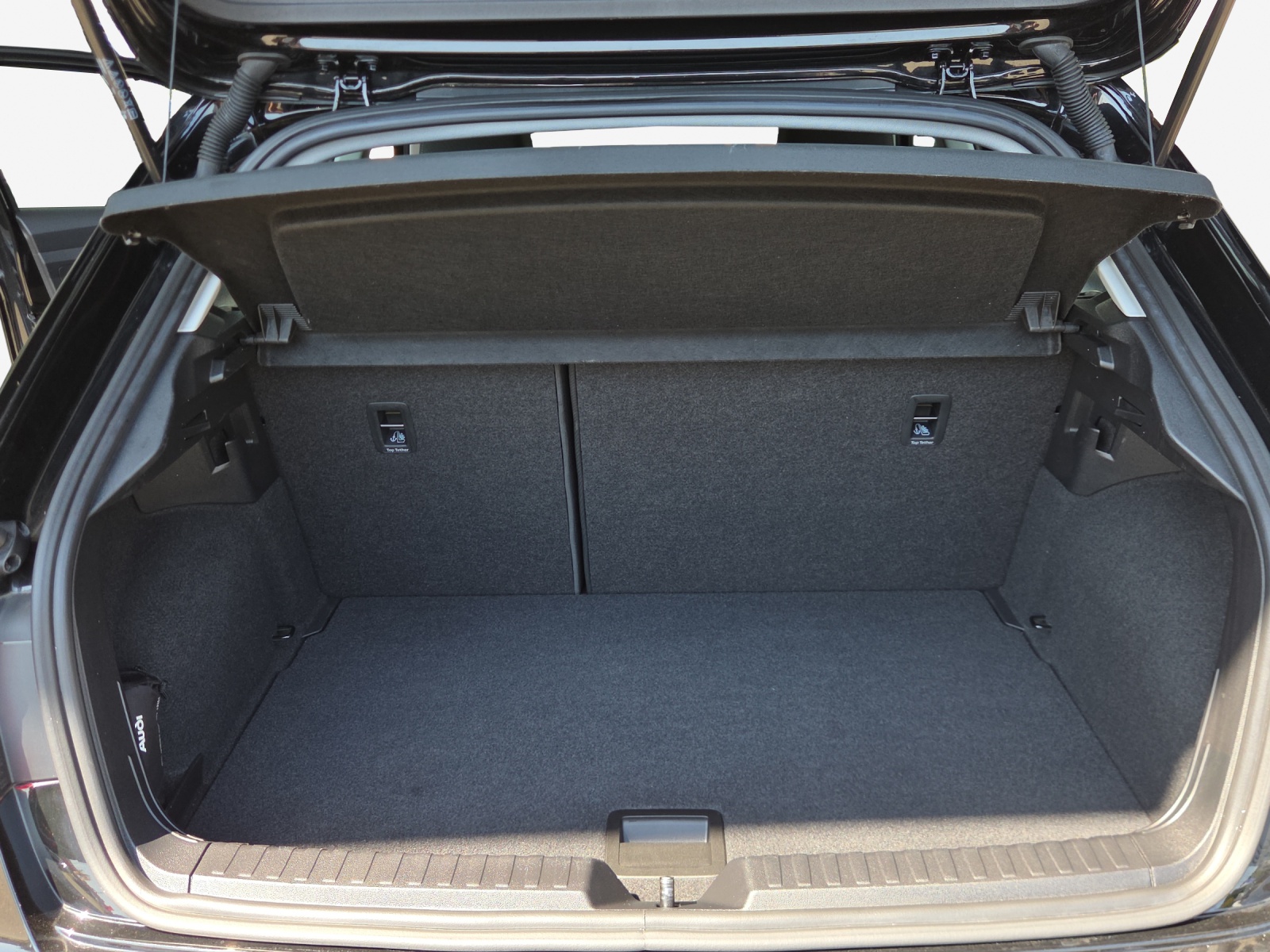AUDI A1 allstreet 30 TFSI Attraction S-tronic-image-12