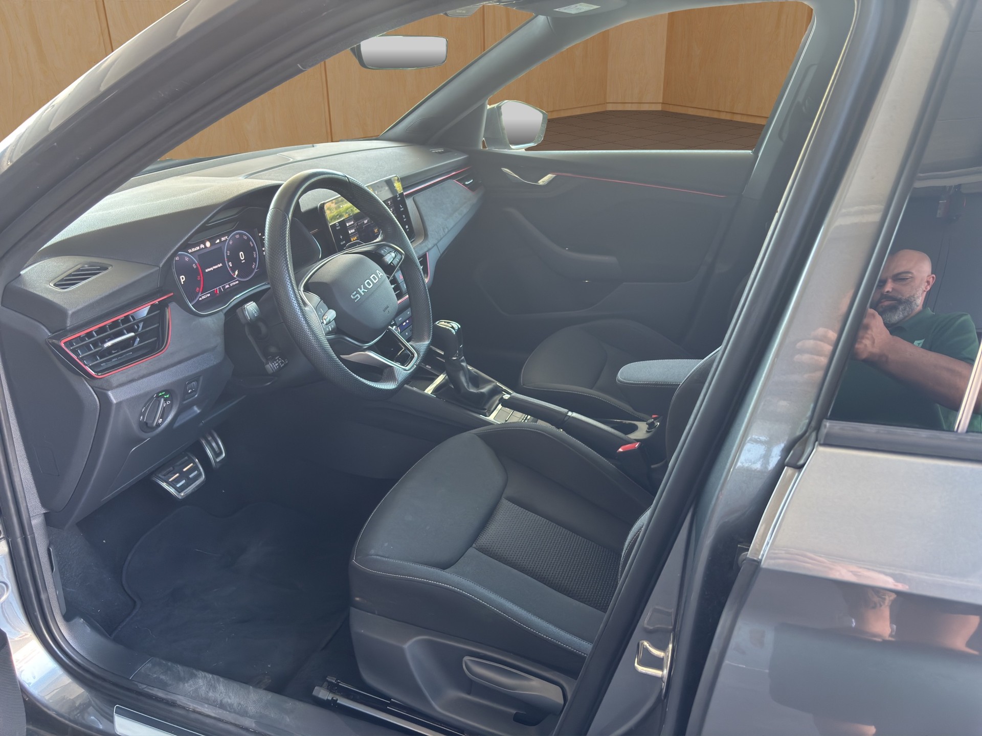 SKODA Kamiq 1.0 TSI Dynamic DSG-image-6