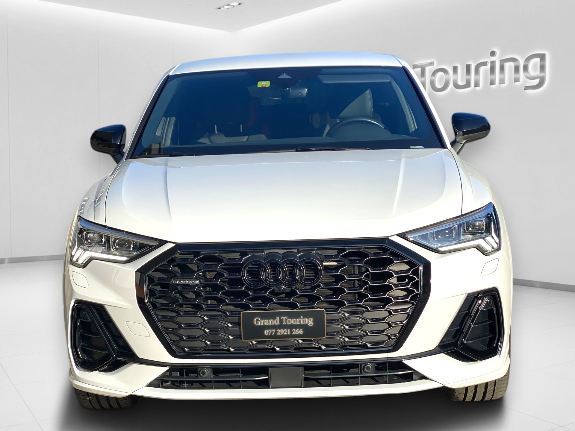 AUDI Q3 Sportback 45 TFSI S line quattro S-tronic-image-1