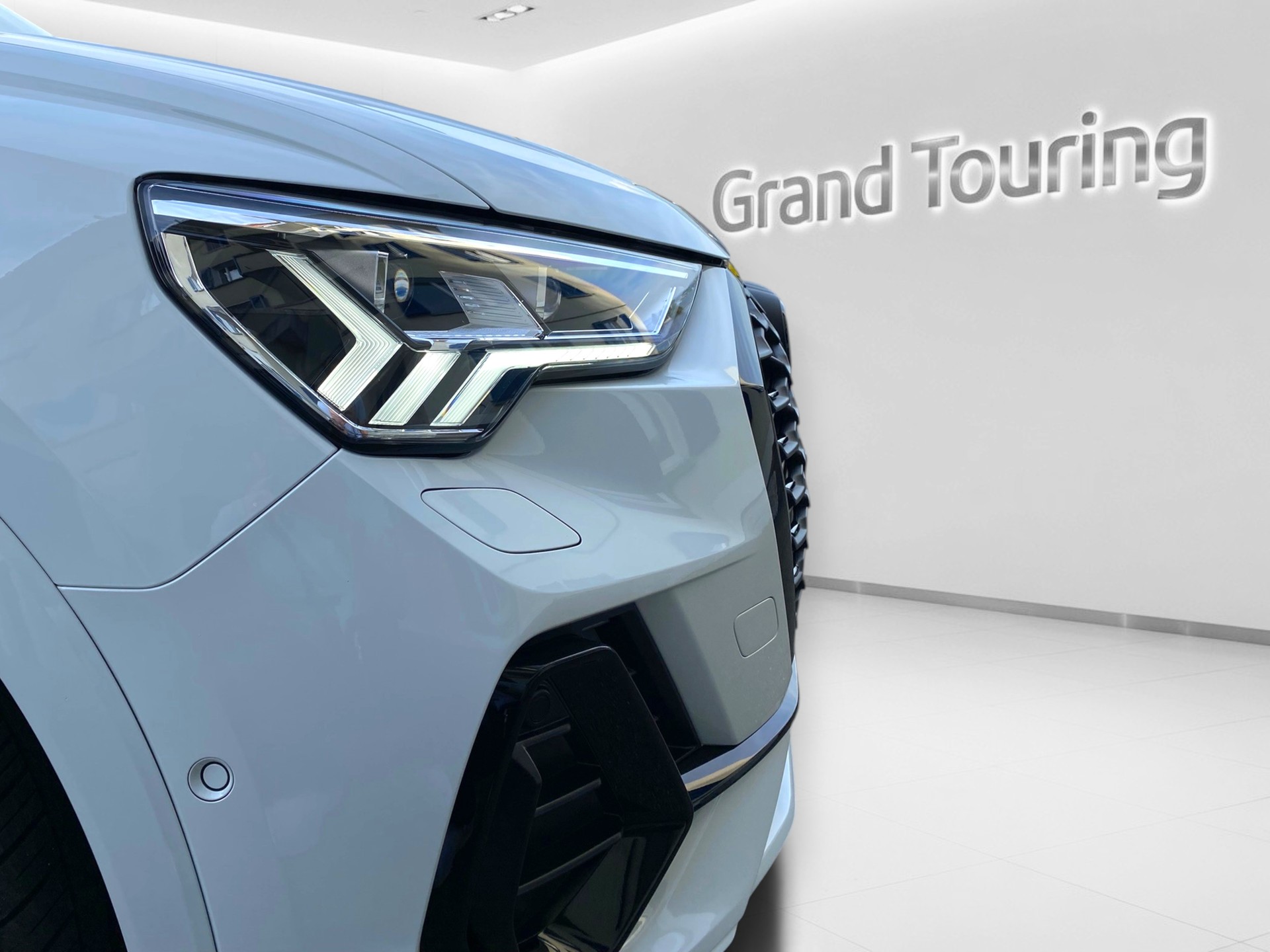 AUDI Q3 Sportback 45 TFSI S line quattro S-tronic-image-10