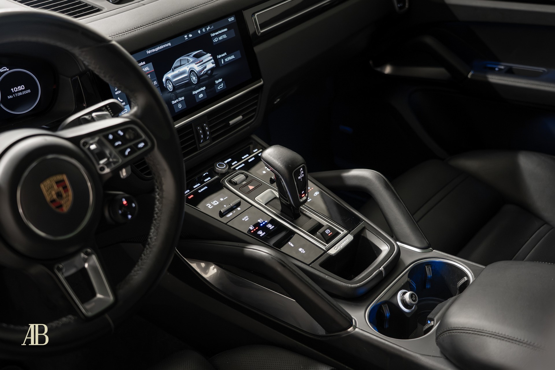 PORSCHE Cayenne Coupé 4.0 V8 Turbo-image-10