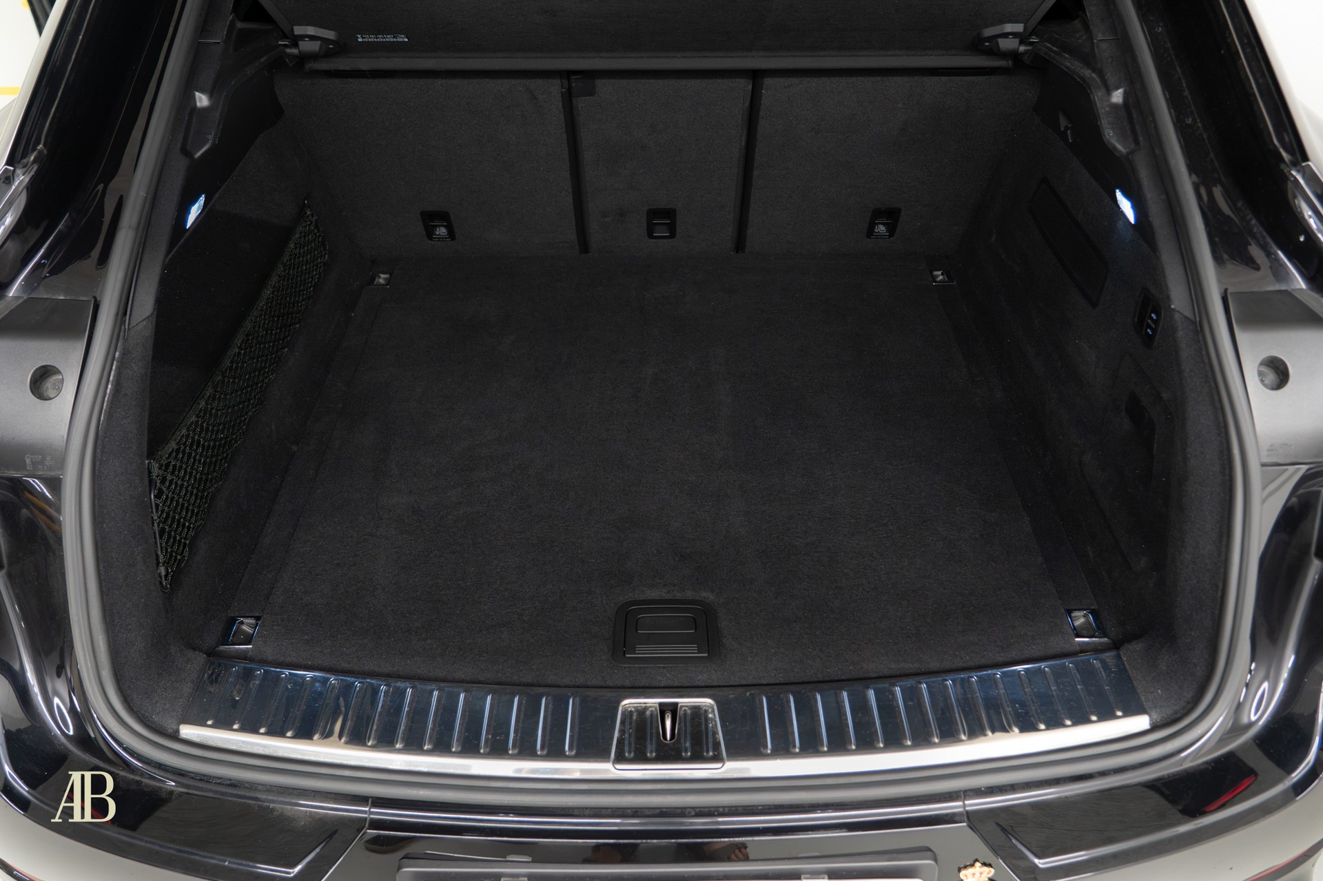 PORSCHE Cayenne Coupé 4.0 V8 Turbo-image-6