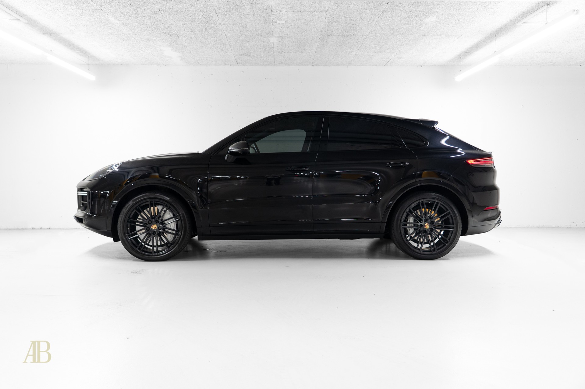 PORSCHE Cayenne Coupé 4.0 V8 Turbo-image-3
