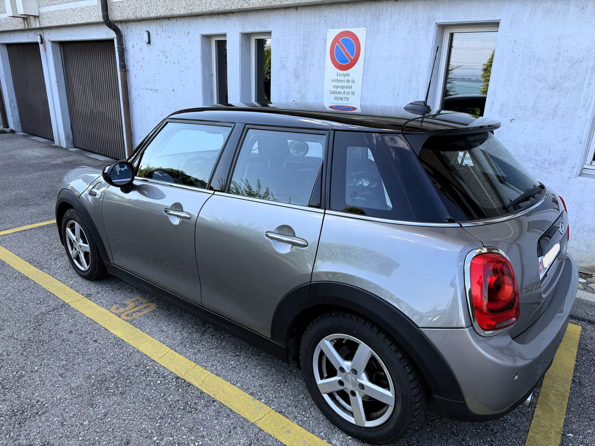 MINI 1.5i Cooper Steptronic-image-1