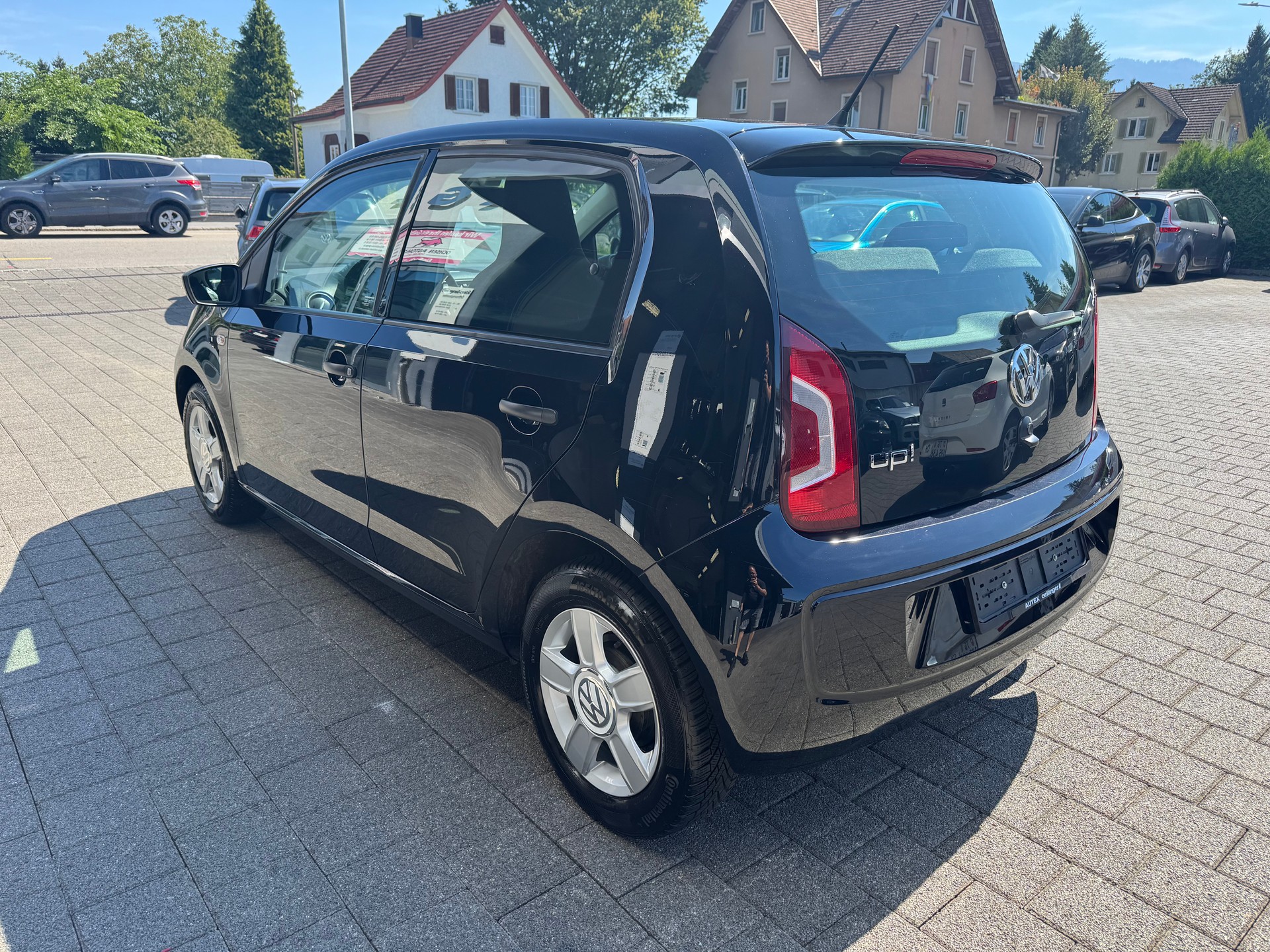 VW Up 1.0 start up-image-3