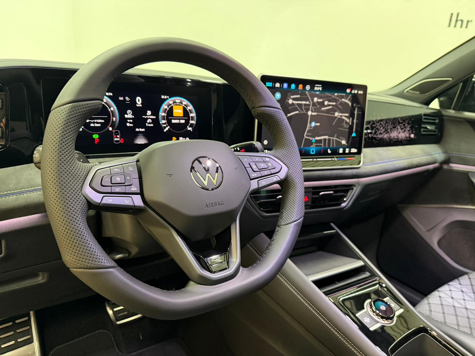 VW Tiguan 2.0 TSI DSG R-Line 4Motion-image-5
