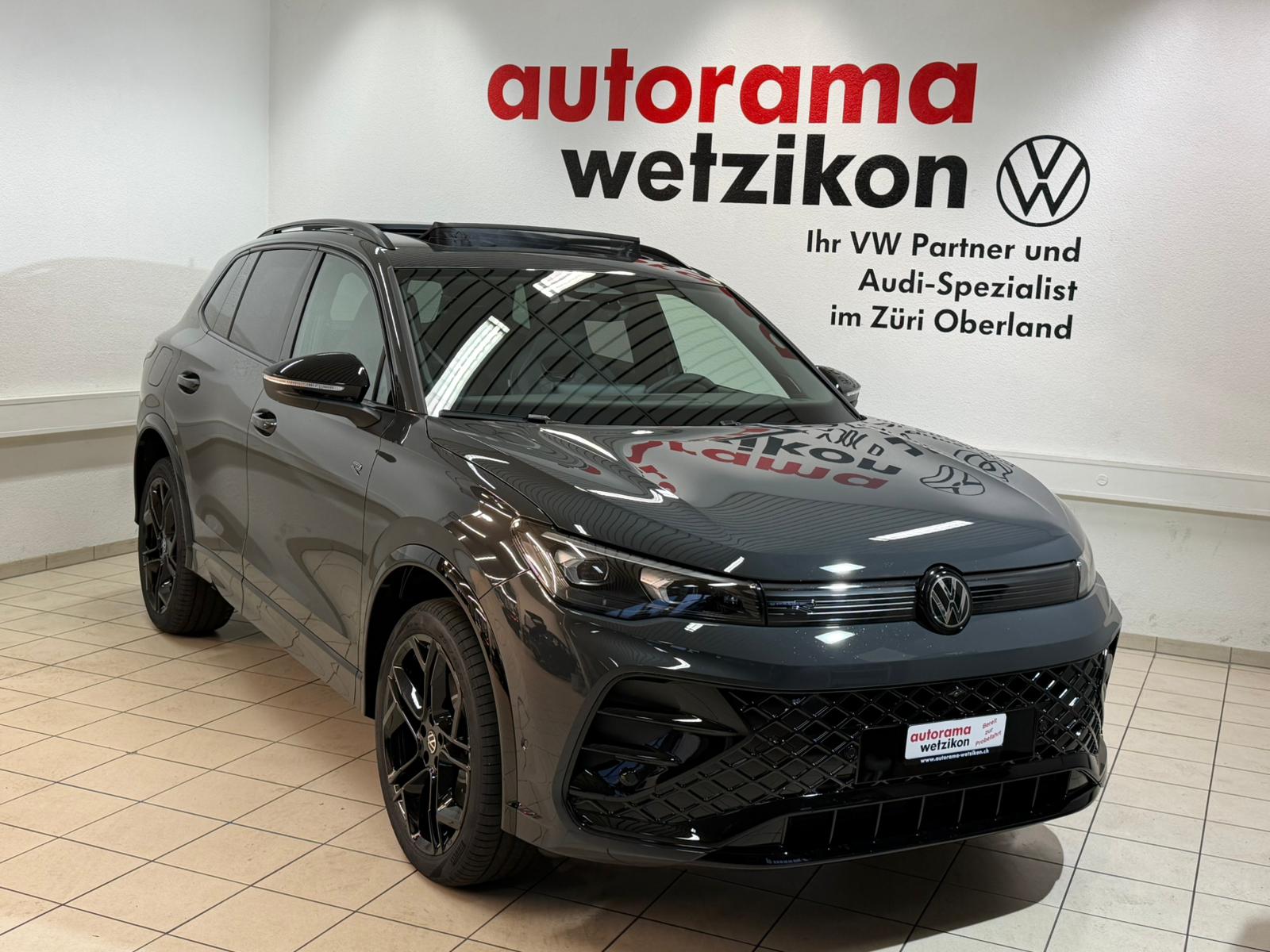 VW Tiguan 2.0 TSI DSG R-Line 4Motion-image-1