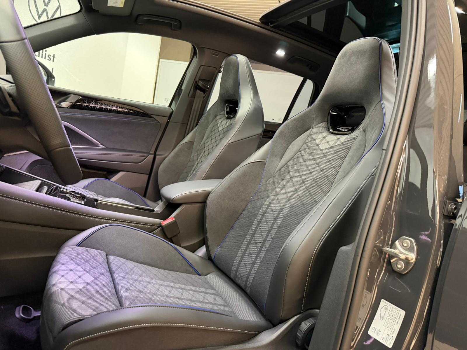 VW Tiguan 2.0 TSI DSG R-Line 4Motion-image-8