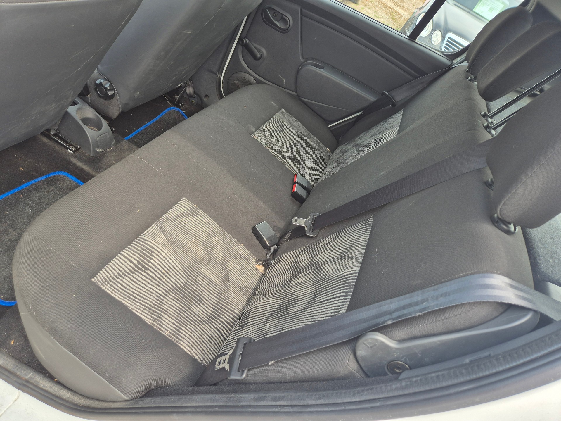 DACIA Sandero 1.2 Ambiance-image-9