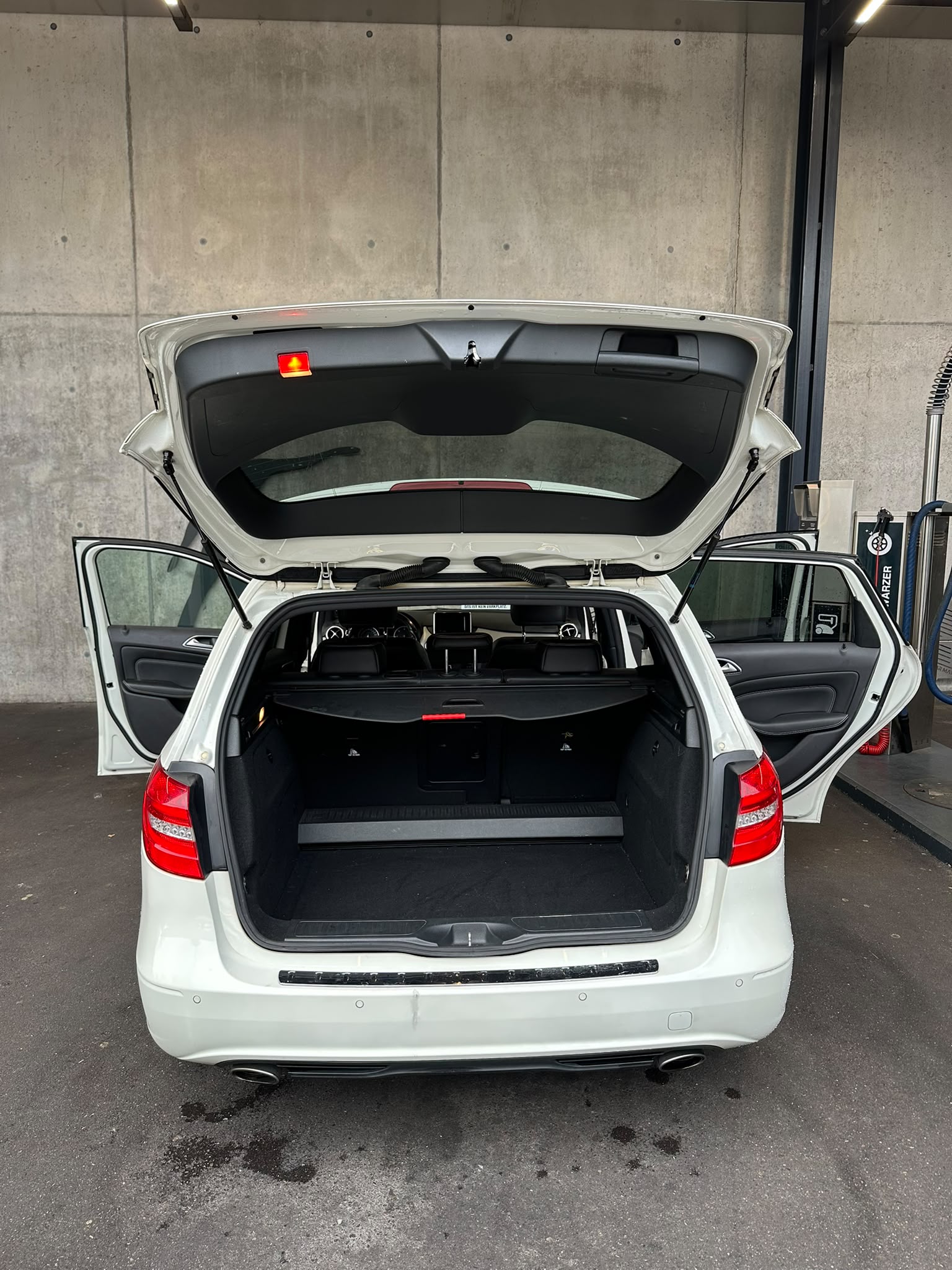 MERCEDES-BENZ B 200 CDI 7G-DCT-image-2