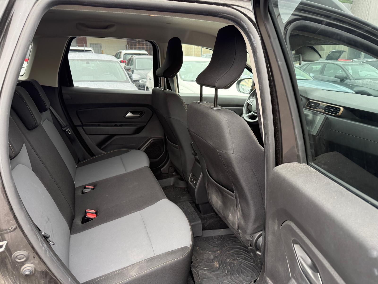 DACIA Duster 1.3 TCe 150 Extreme EDC-image-10