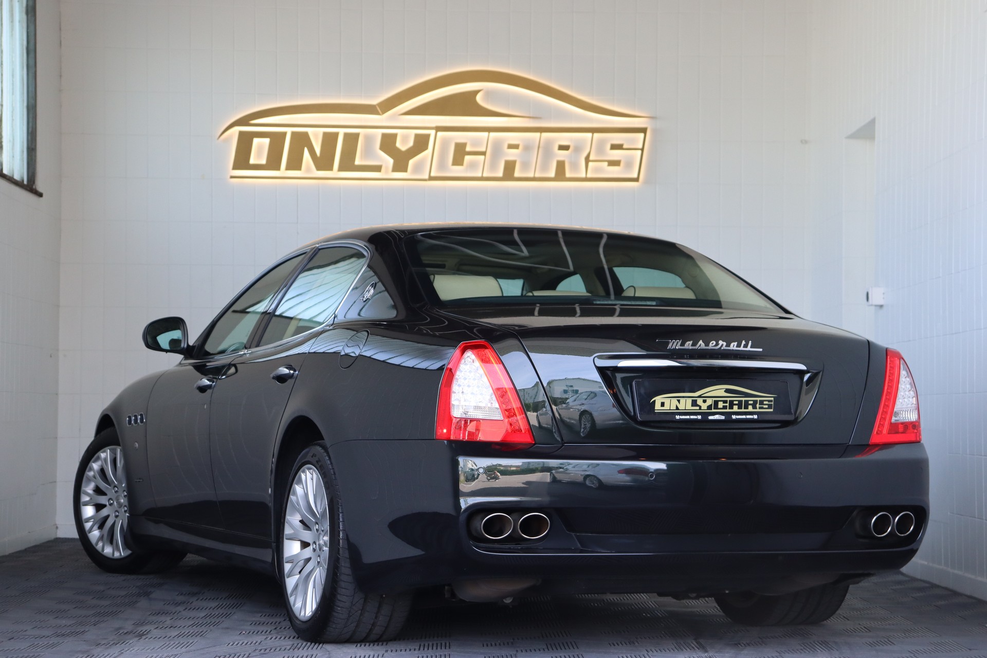 MASERATI Quattroporte 4.2 V8 Automatica ** 1.HAND ** CH-FAHRZEUG ** TOP ZUSTAND **-image-5