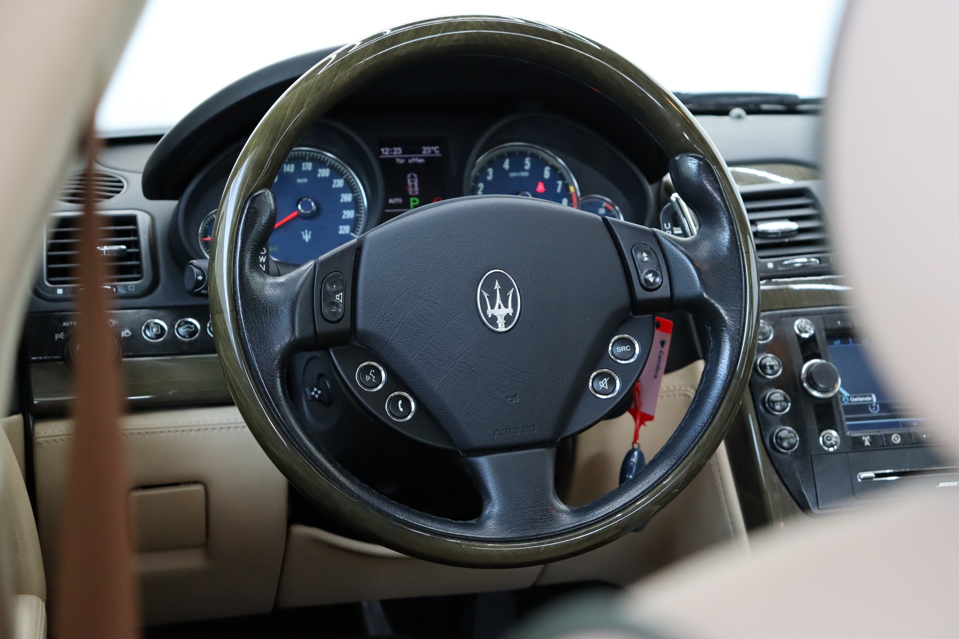 MASERATI Quattroporte 4.2 V8 Automatica ** 1.HAND ** CH-FAHRZEUG ** TOP ZUSTAND **-image-20
