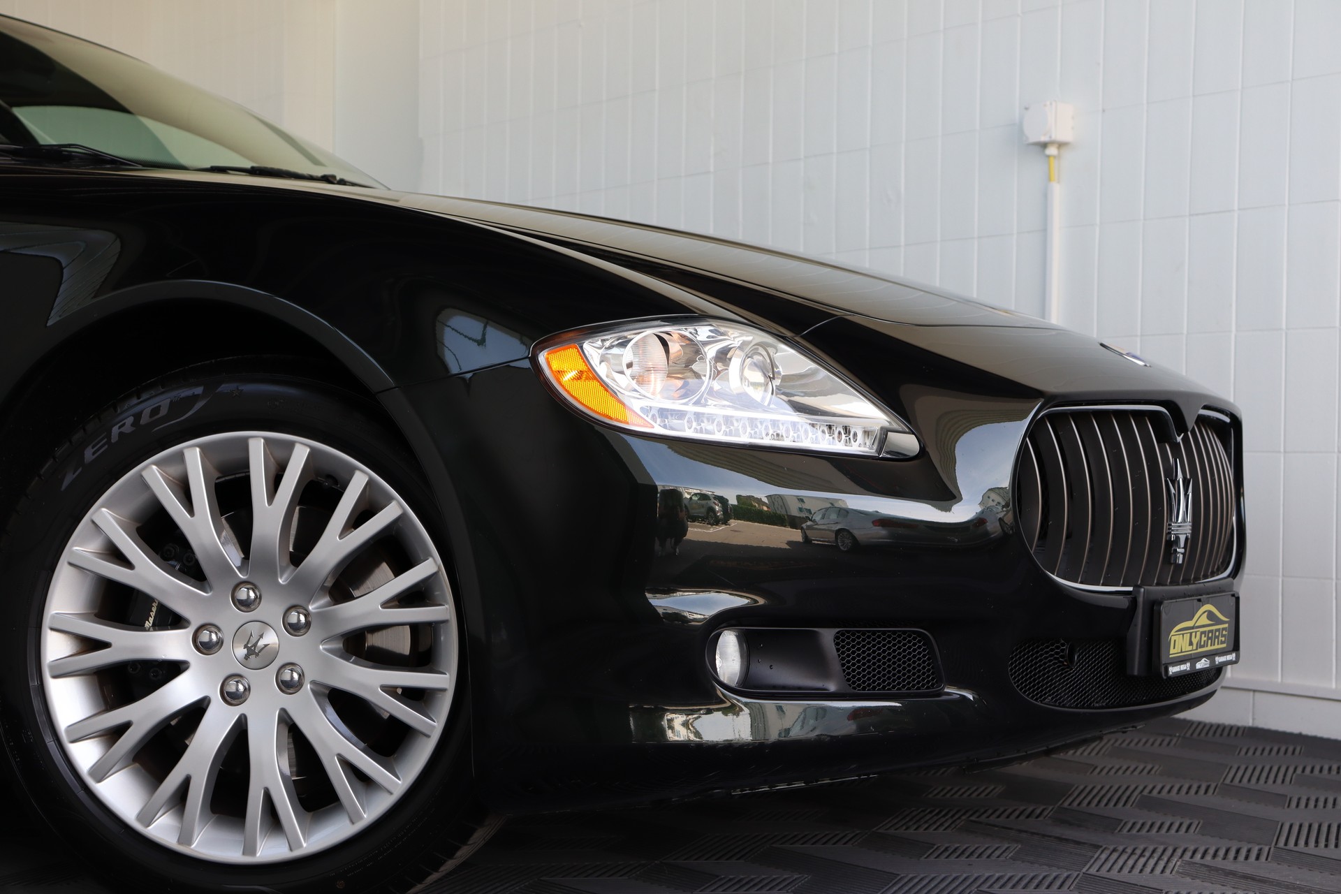MASERATI Quattroporte 4.2 V8 Automatica ** 1.HAND ** CH-FAHRZEUG ** TOP ZUSTAND **-image-4