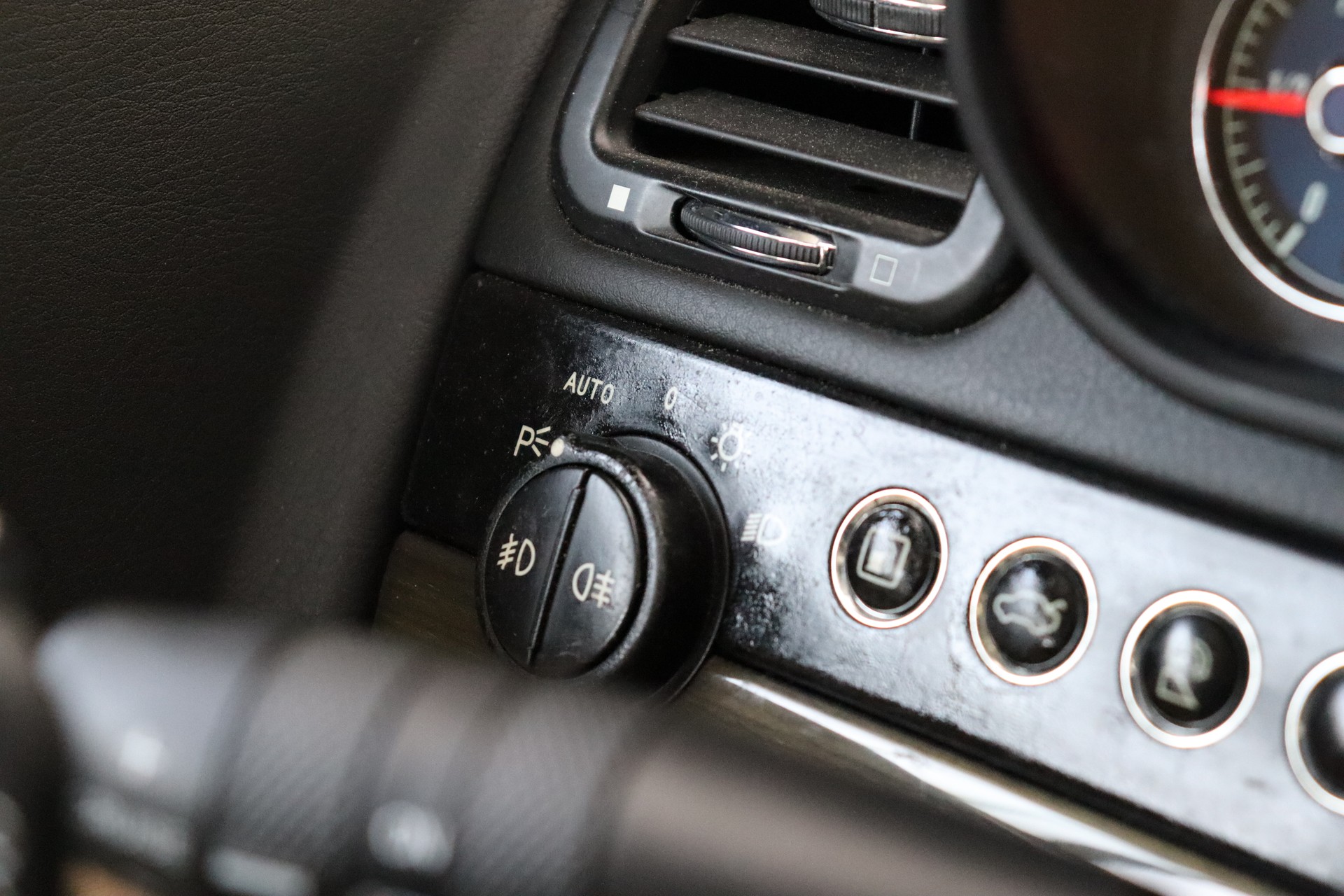 MASERATI Quattroporte 4.2 V8 Automatica ** 1.HAND ** CH-FAHRZEUG ** TOP ZUSTAND **-image-23