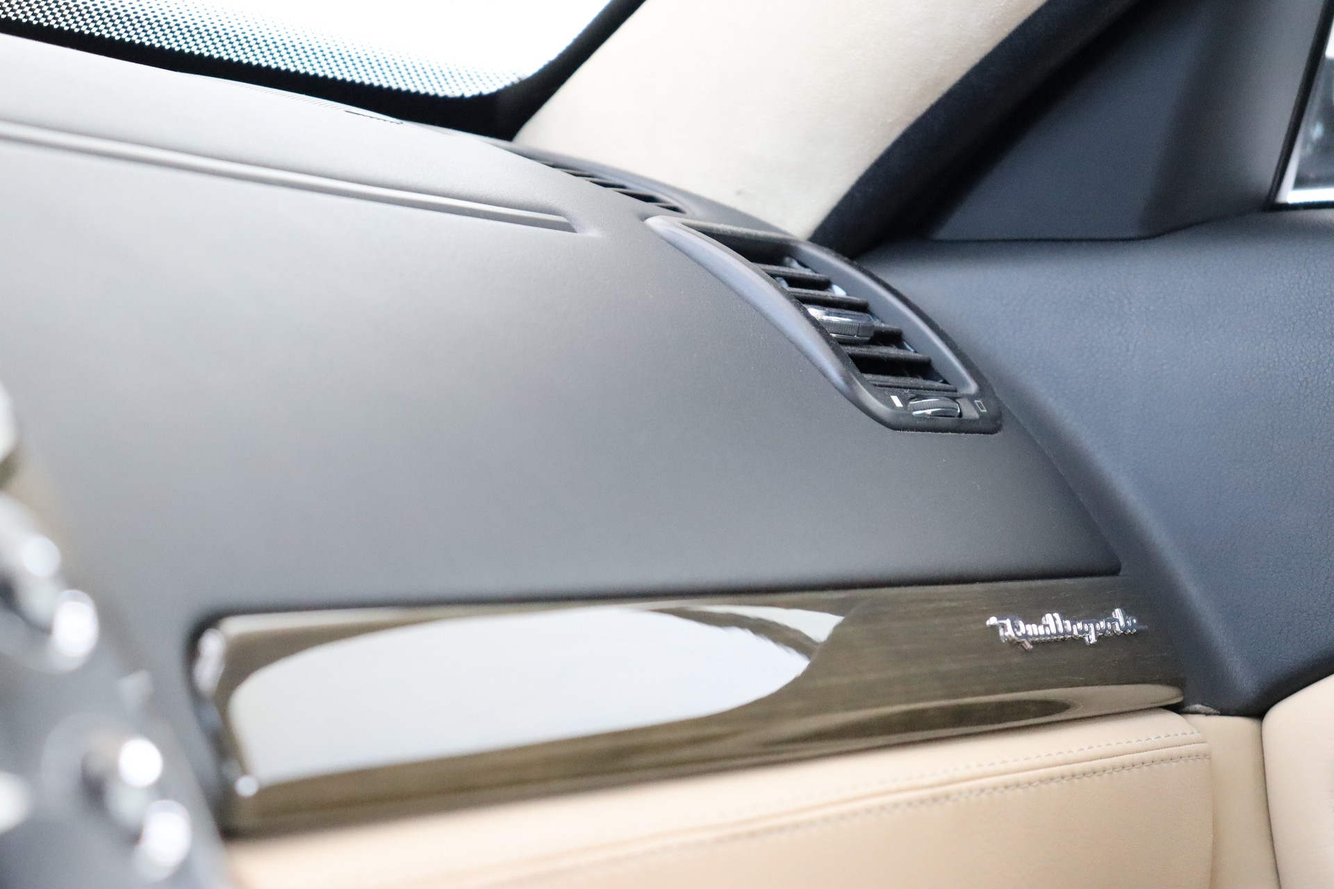 MASERATI Quattroporte 4.2 V8 Automatica ** 1.HAND ** CH-FAHRZEUG ** TOP ZUSTAND **-image-29