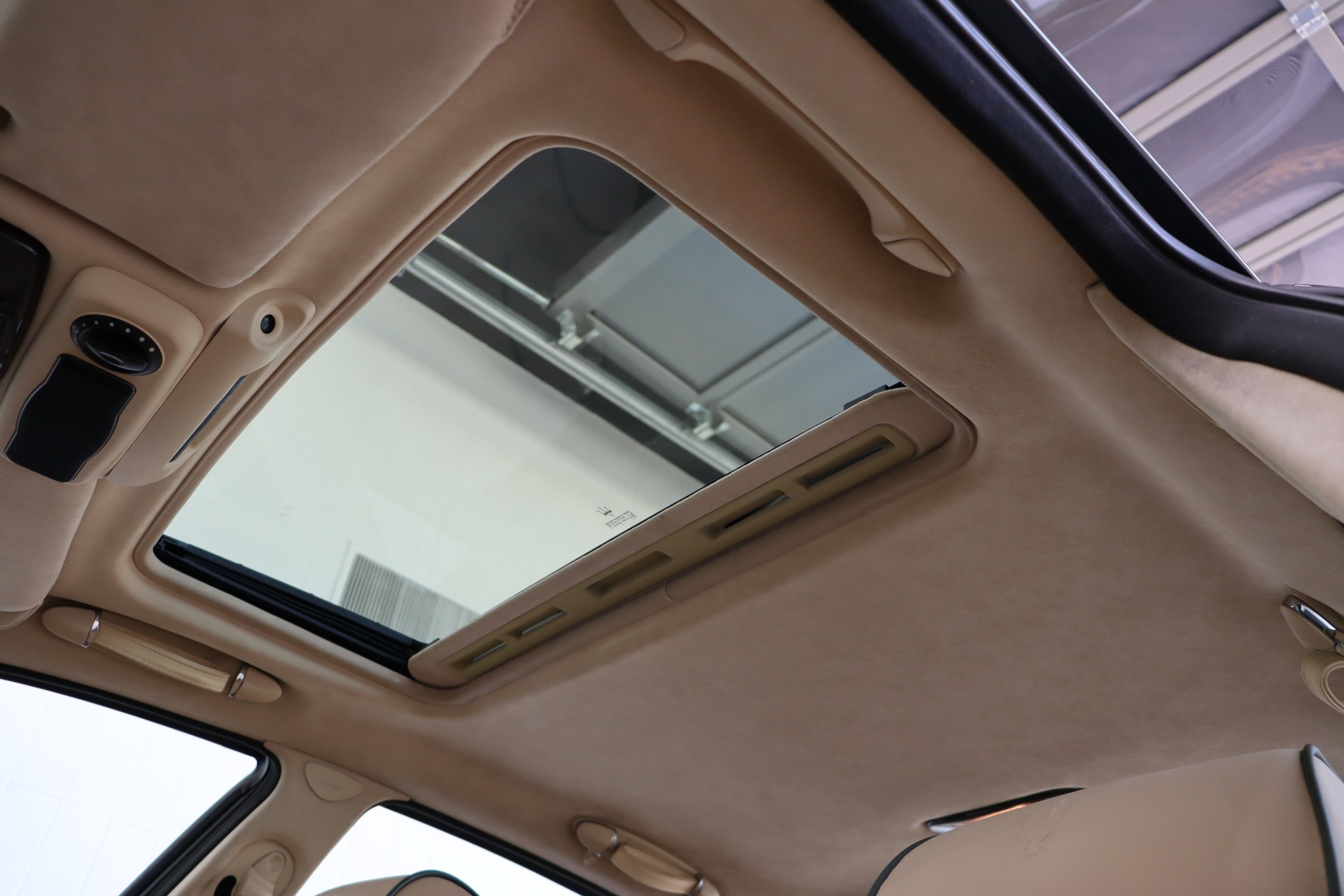 MASERATI Quattroporte 4.2 V8 Automatica ** 1.HAND ** CH-FAHRZEUG ** TOP ZUSTAND **-image-30