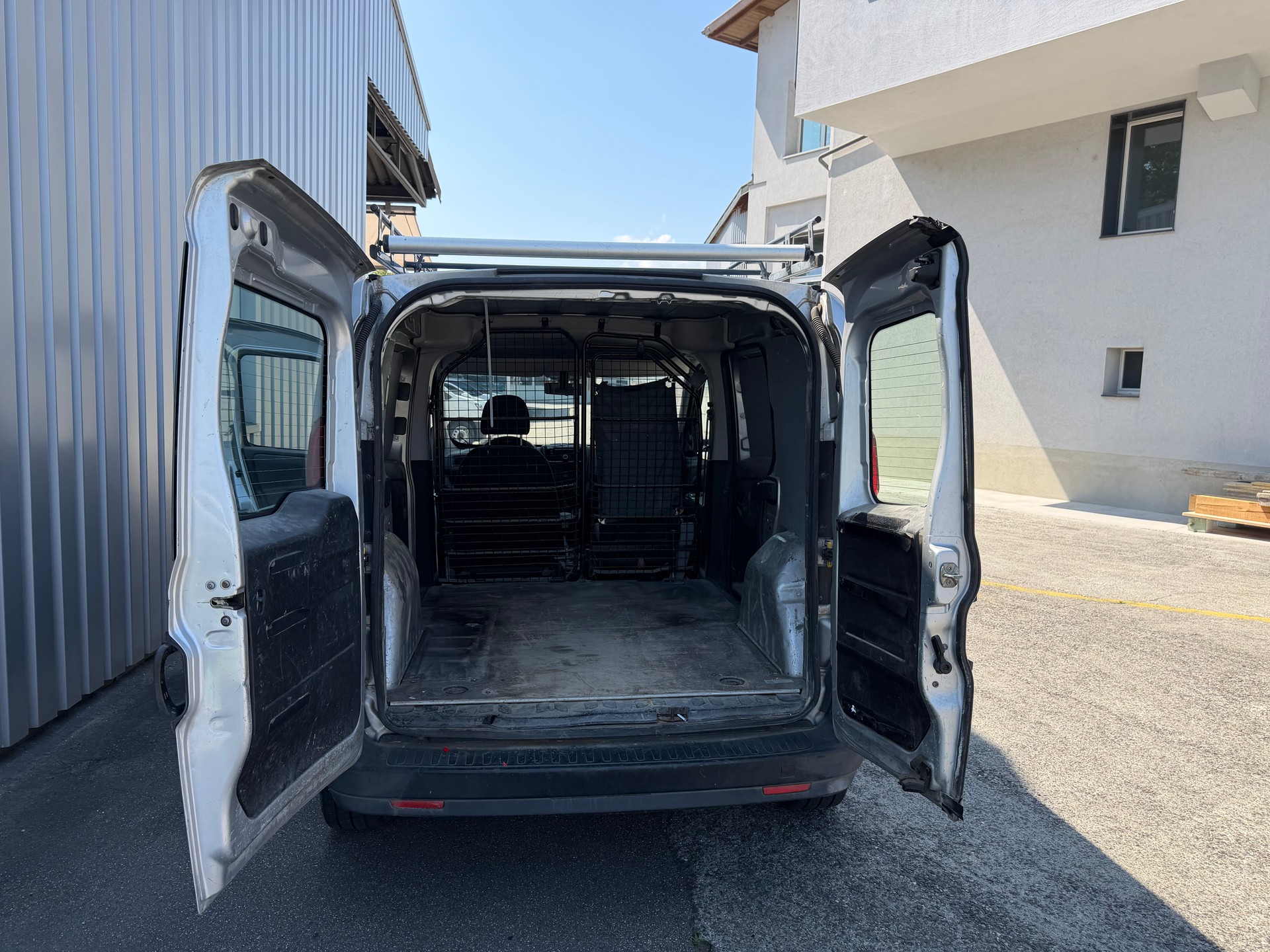 FIAT Doblò 2.0 Multijet Cargo Swiss-image-9