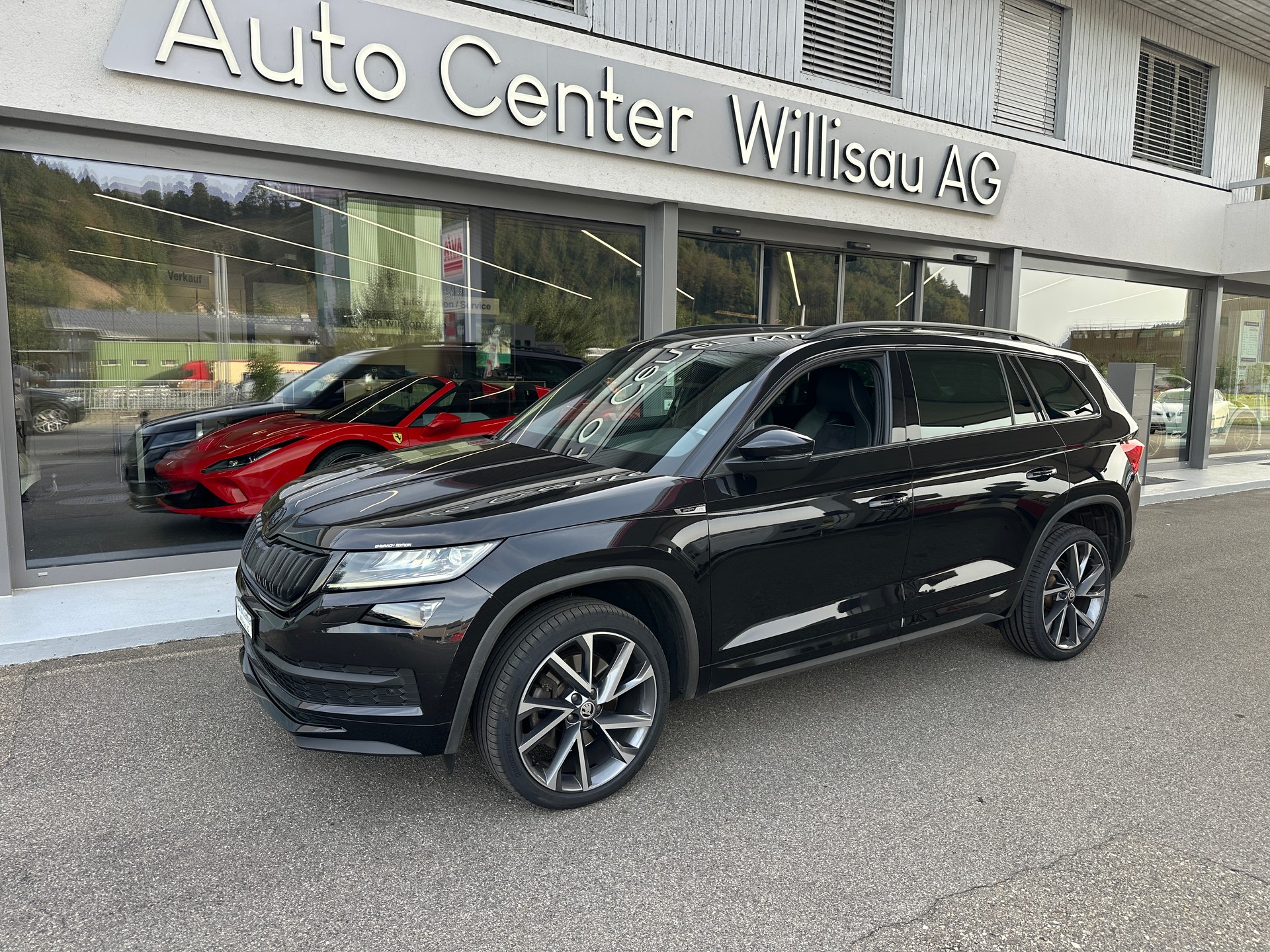 SKODA Kodiaq 2.0 TSI 4x4 Sport Line-image-0
