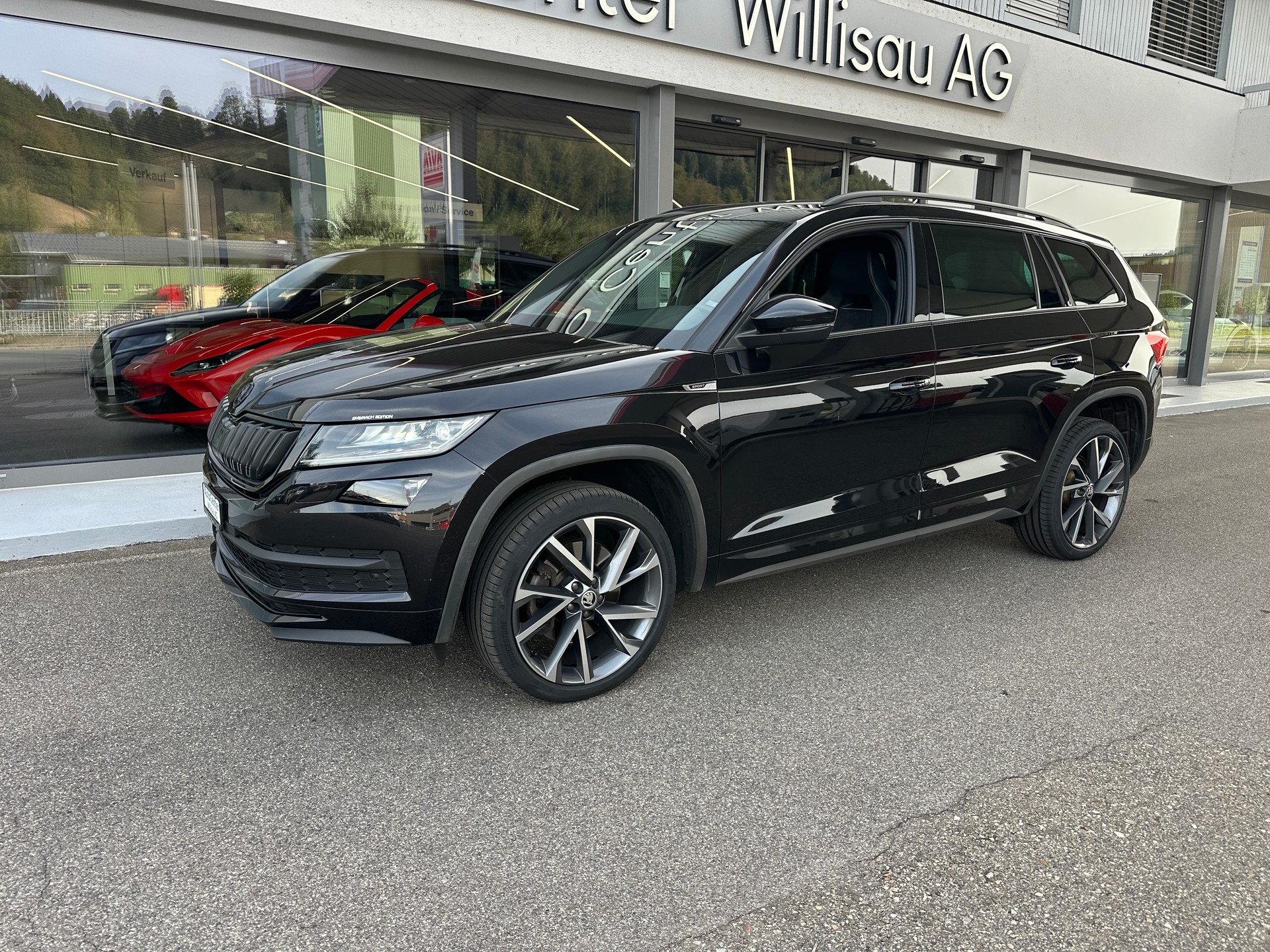 SKODA Kodiaq 2.0 TSI 4x4 Sport Line-image-4