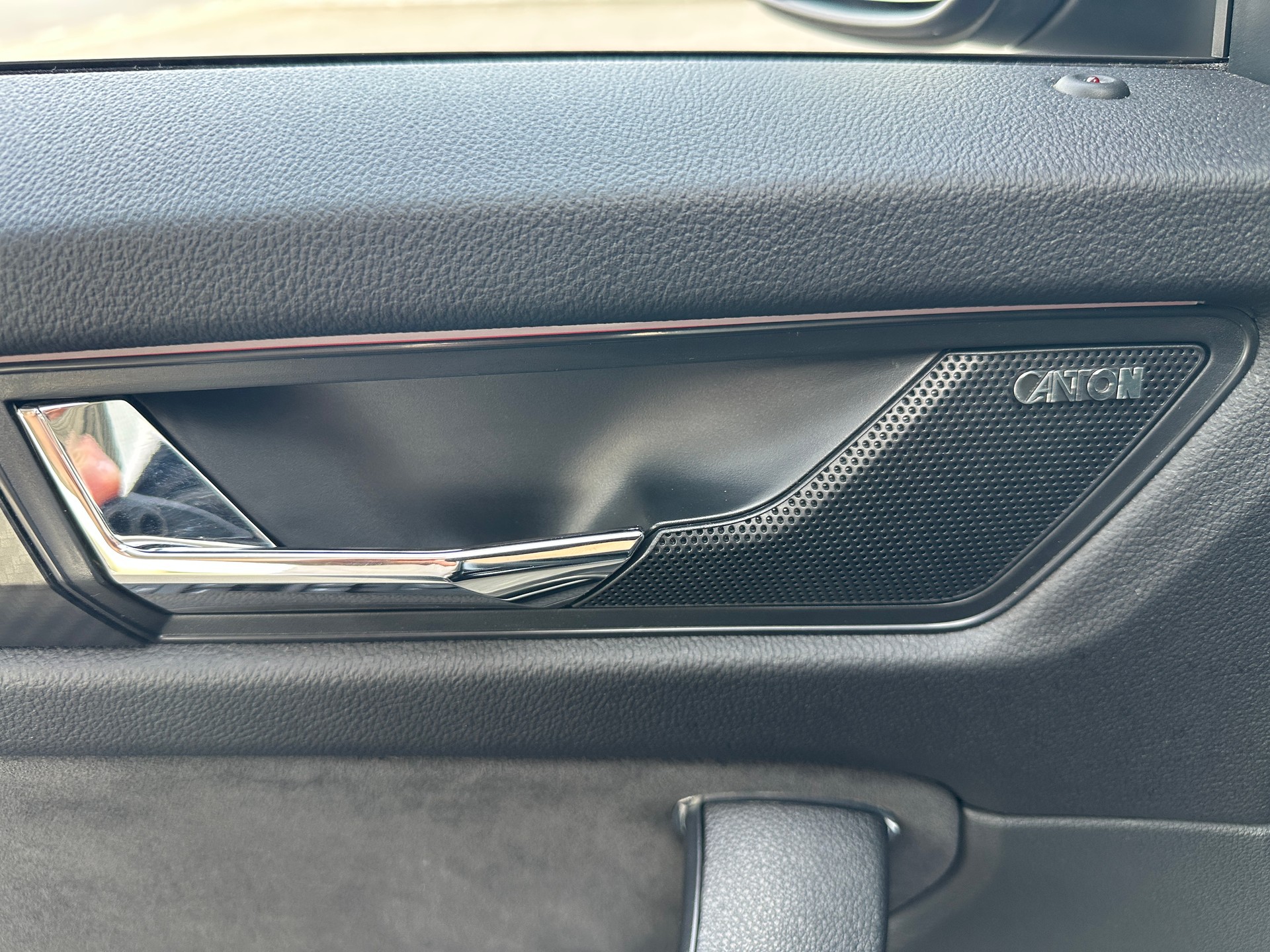 SKODA Kodiaq 2.0 TSI 4x4 Sport Line-image-22
