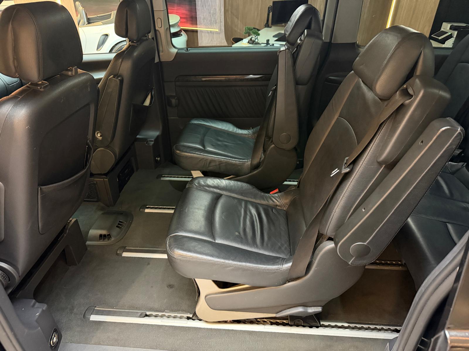 MERCEDES-BENZ Viano 3.0 V6 CDI Trend lang Wagon-image-14