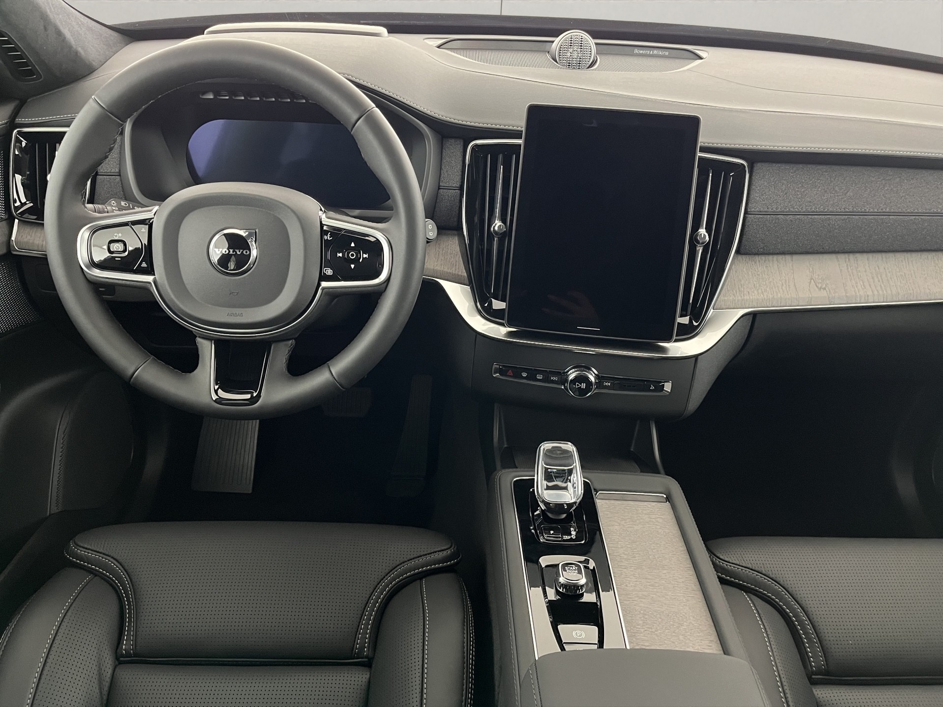 VOLVO XC90 2.0 T8 TE Ultra Dark eAWD-image-9