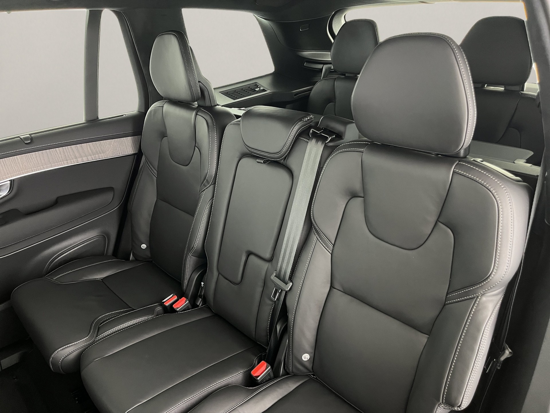 VOLVO XC90 2.0 T8 TE Ultra Dark eAWD-image-16