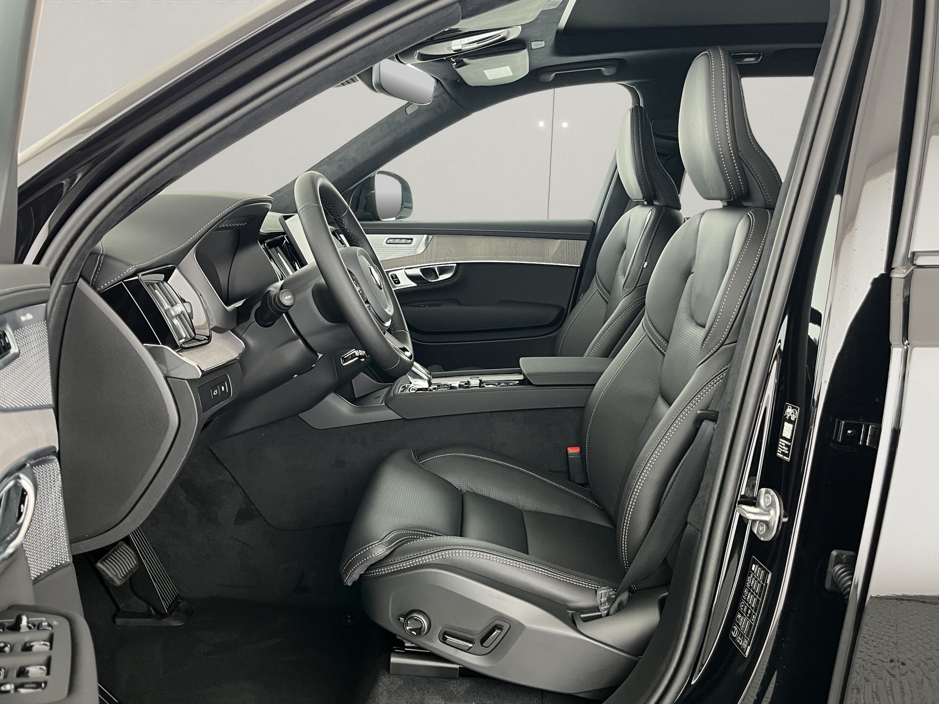 VOLVO XC90 2.0 T8 TE Ultra Dark eAWD-image-7