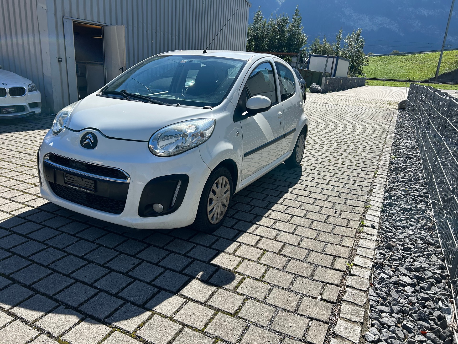 CITROEN C1 1.0i Agrume EGS /// Frisch Ab MFK ///-image-1
