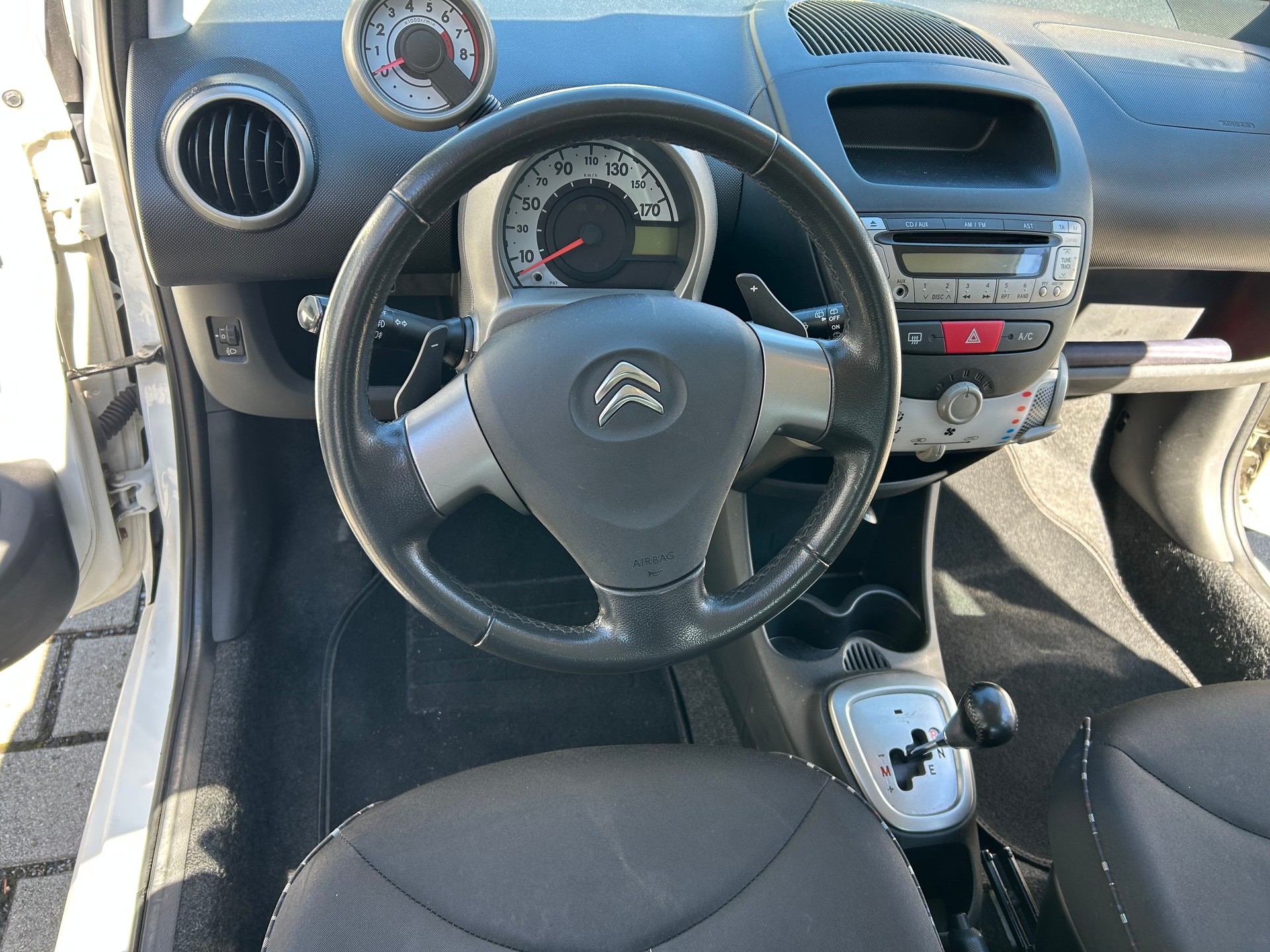 CITROEN C1 1.0i Agrume EGS /// Frisch Ab MFK ///-image-8