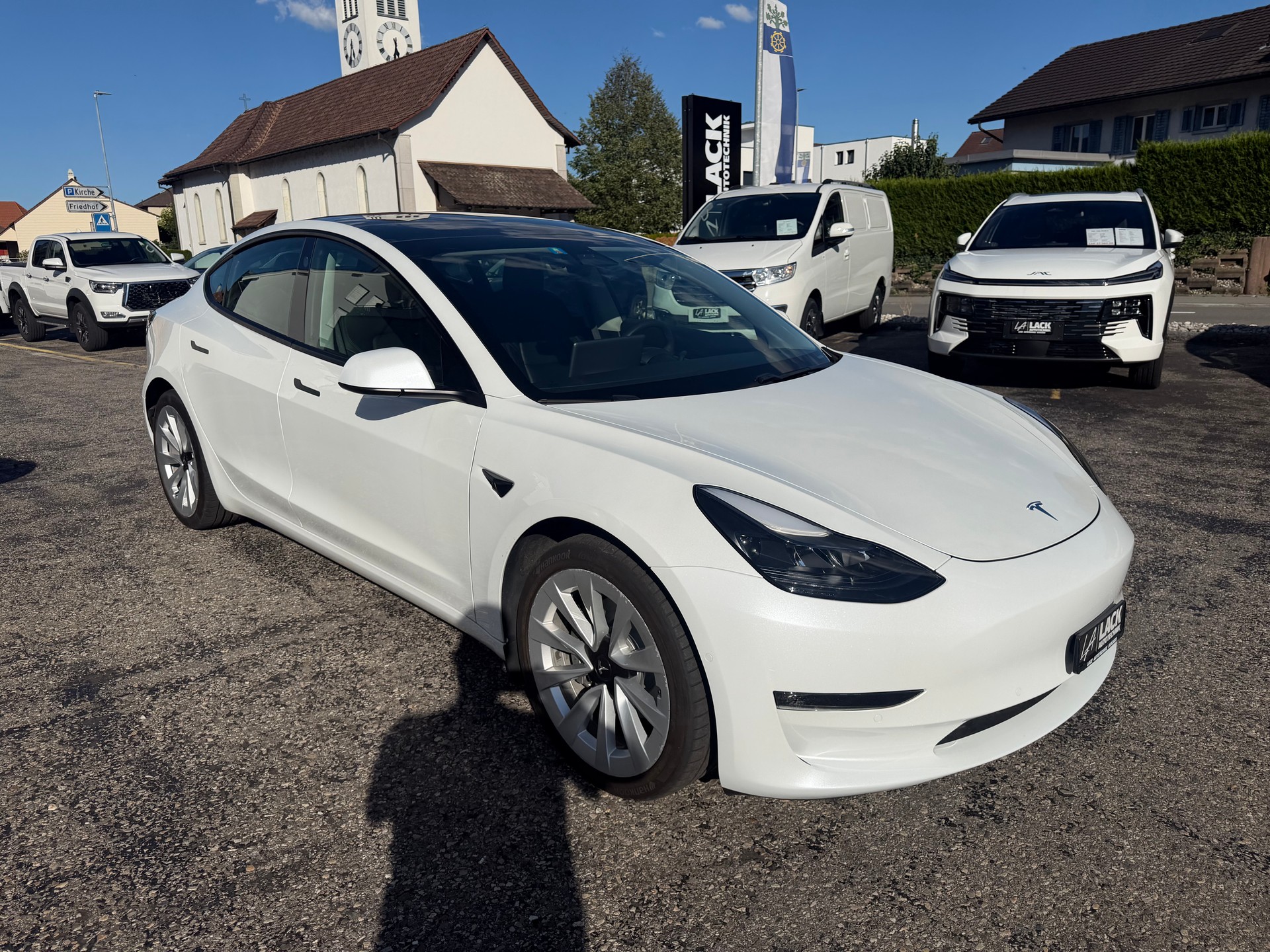TESLA Model 3 Long Range Dual Motor AWD-image-4