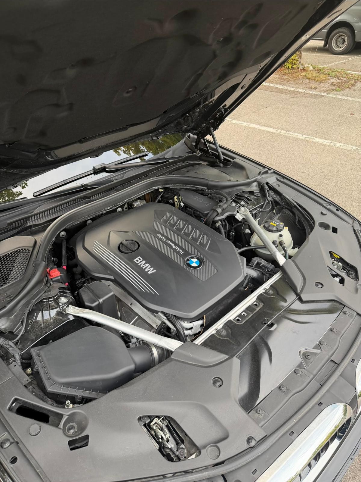 BMW 530d xDrive Touring Steptronic-image-15