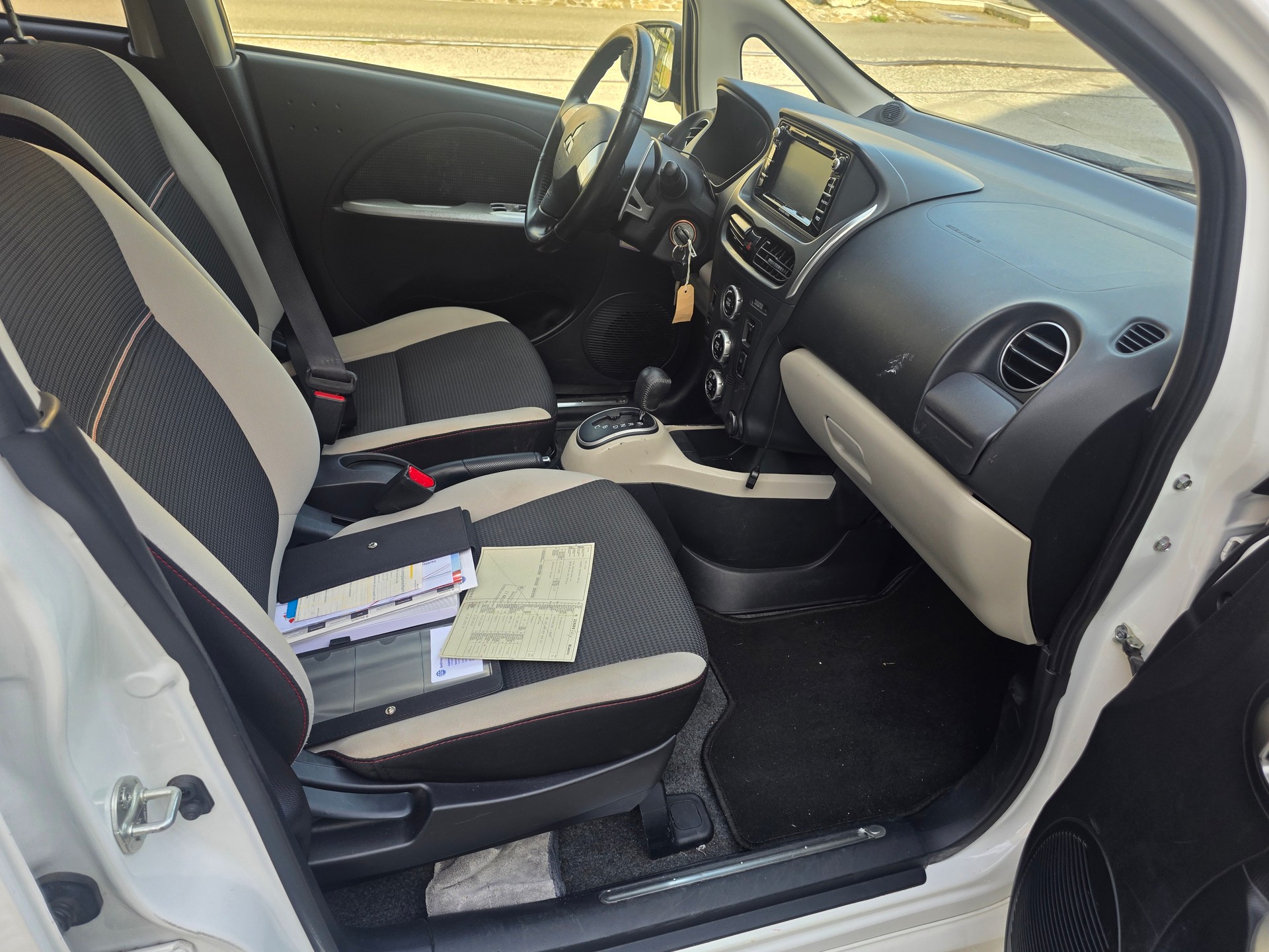 MITSUBISHI i MiEV Style-image-3