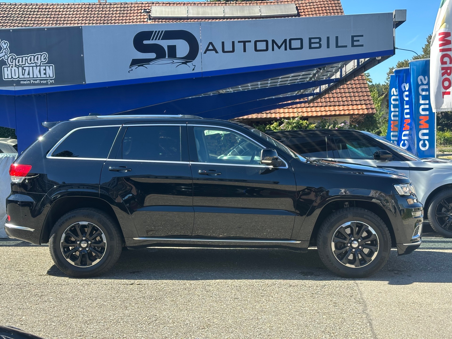 JEEP Grand Cherokee 3.0 CRD Summit Automatic-image-3